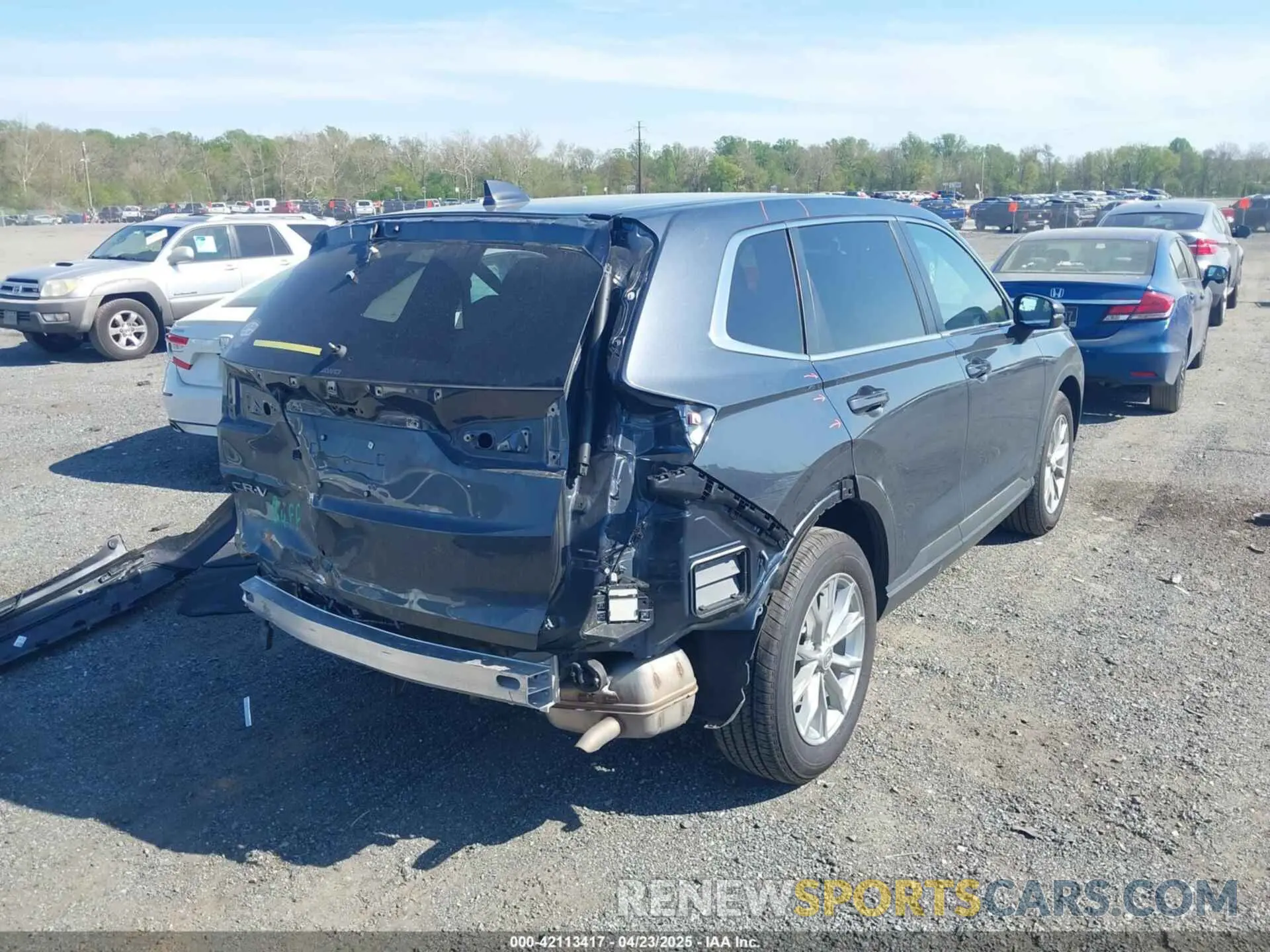 4 Photograph of a damaged car 2HKRS4H79SH431503 HONDA CR-V 2025