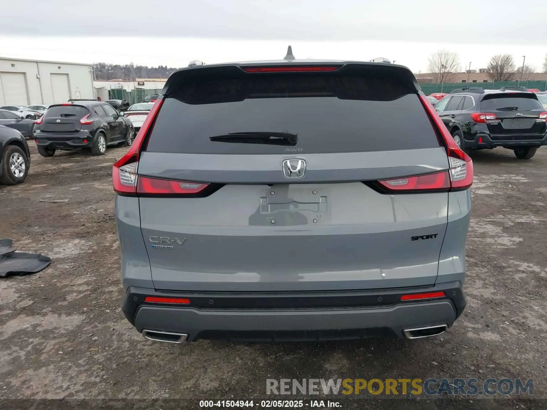 16 Photograph of a damaged car 2HKRS6H82SH809942 HONDA CR-V 2025