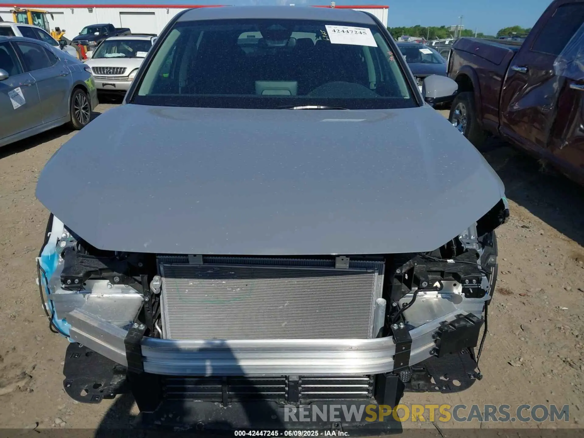 13 Photograph of a damaged car 5J6RS3H24SL004976 HONDA CR-V 2025