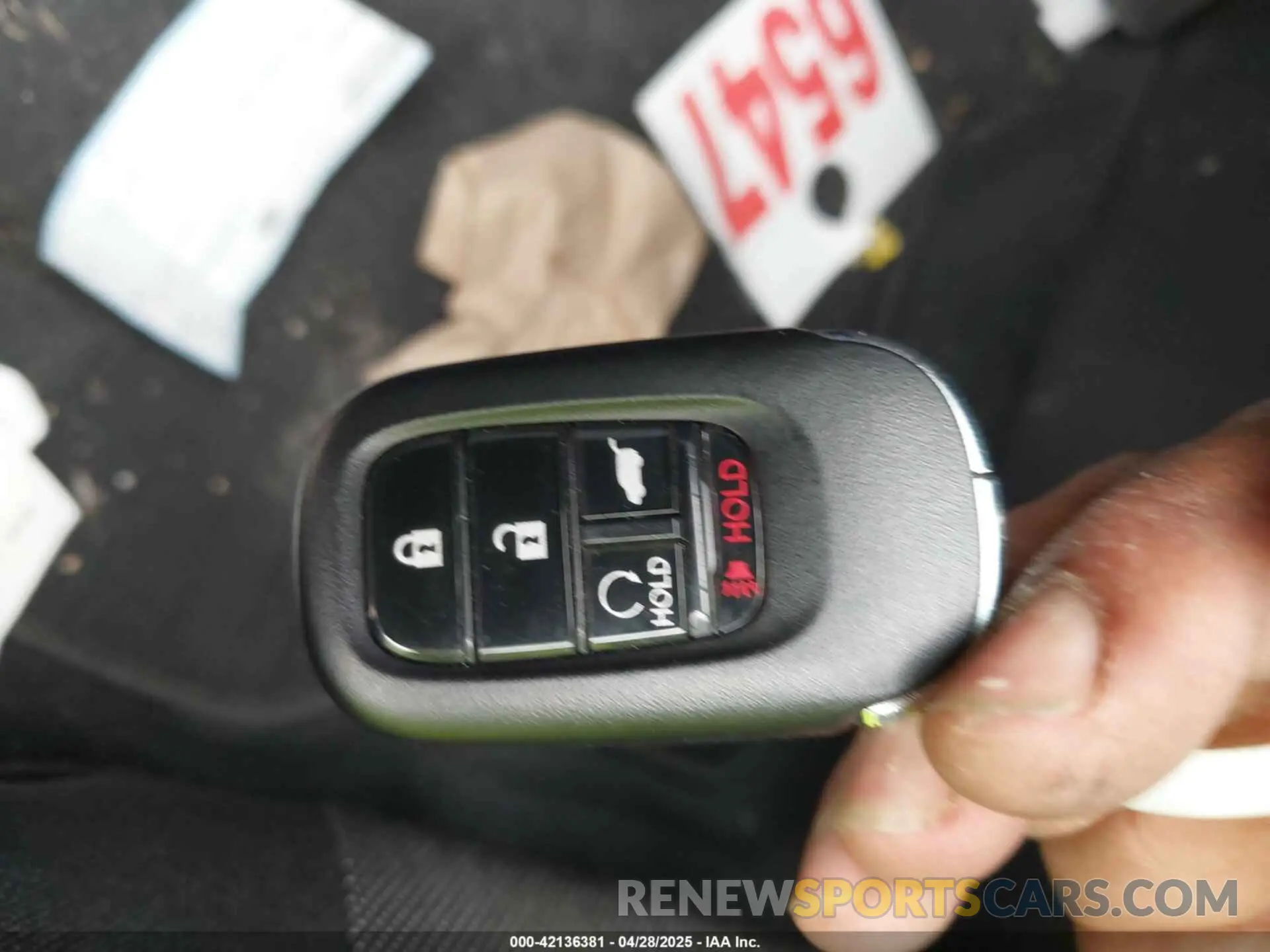 11 Photograph of a damaged car 5J6RS3H40SL005298 HONDA CR-V 2025