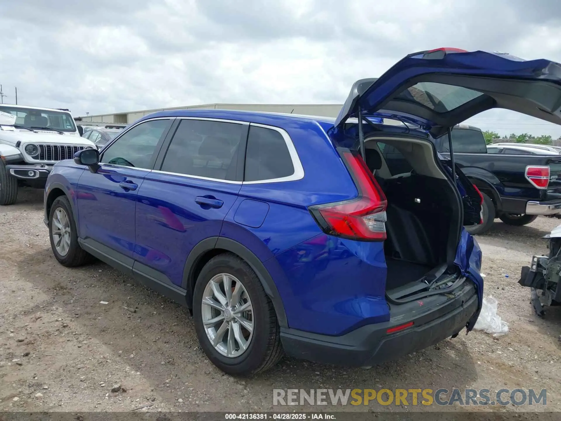 3 Photograph of a damaged car 5J6RS3H40SL005298 HONDA CR-V 2025