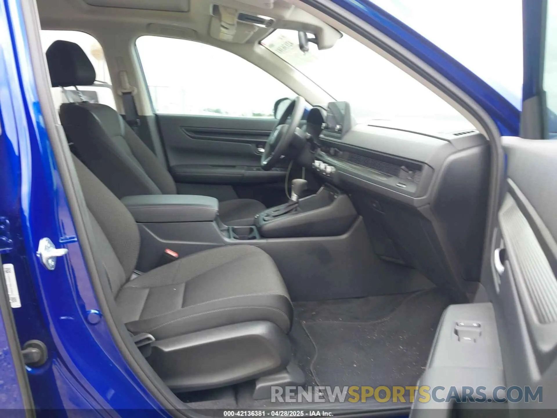 5 Photograph of a damaged car 5J6RS3H40SL005298 HONDA CR-V 2025