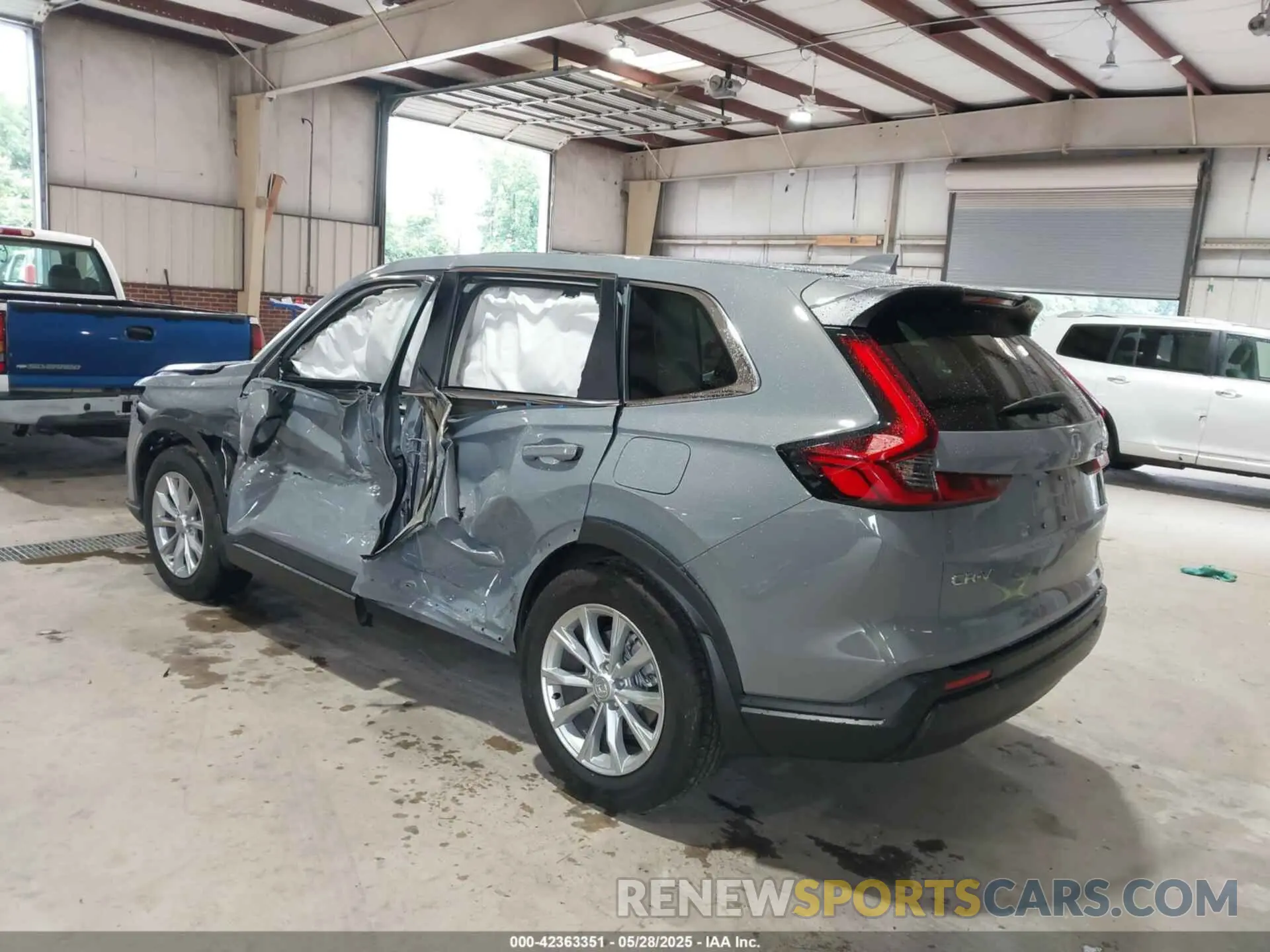 3 Фотография поврежденного автомобиля 5J6RS3H77SL008306 HONDA CR-V 2025
