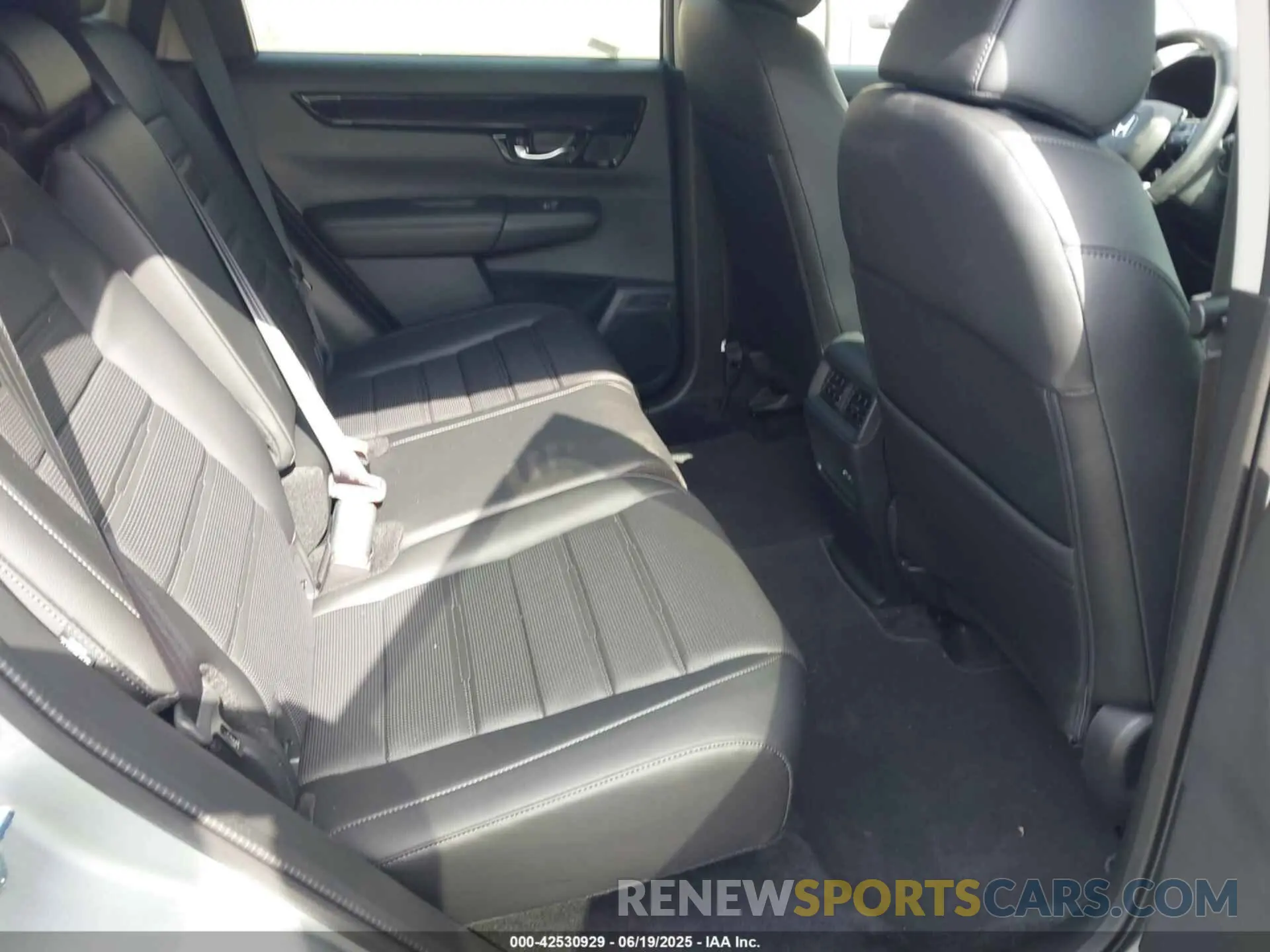 8 Фотография поврежденного автомобиля 5J6RS3H77SL013666 HONDA CR-V 2025