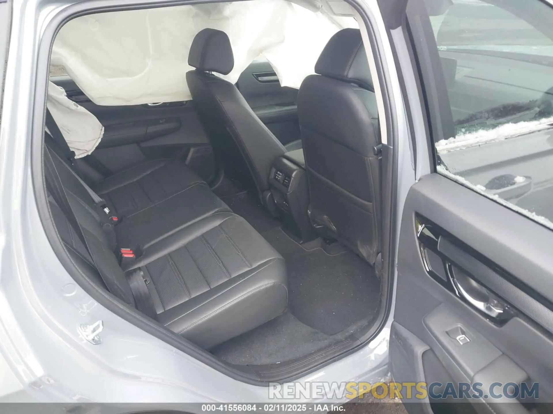 8 Photograph of a damaged car 5J6RS4H7XSL007236 HONDA CR-V 2025