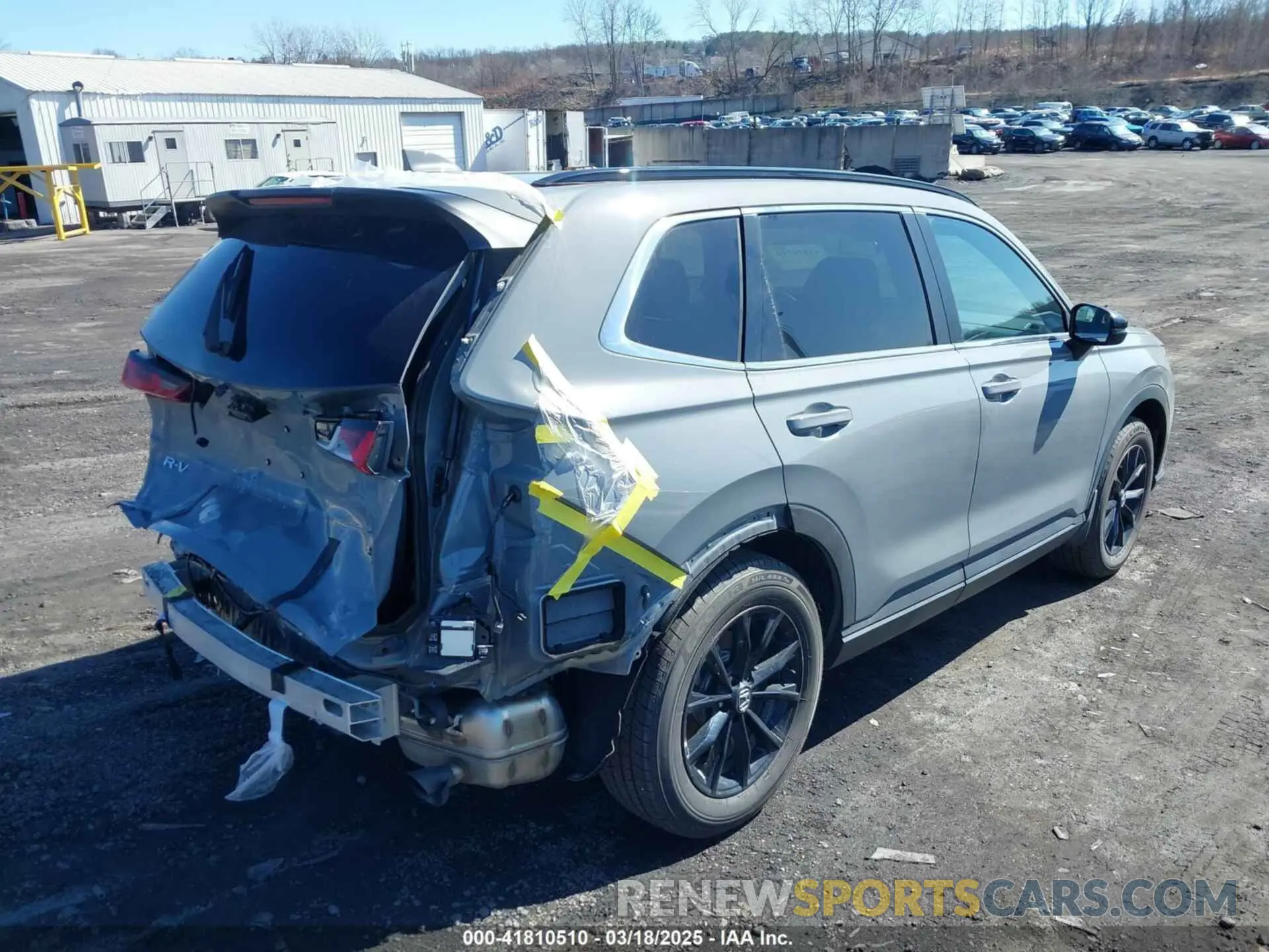 4 Photograph of a damaged car 5J6RS6H57SL027910 HONDA CR-V 2025