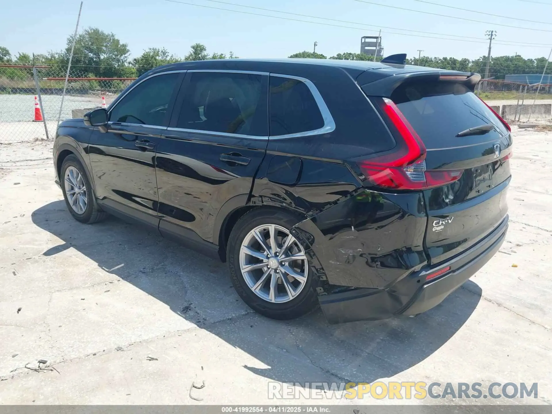 3 Фотография поврежденного автомобиля 7FARS3H74SE000239 HONDA CR-V 2025