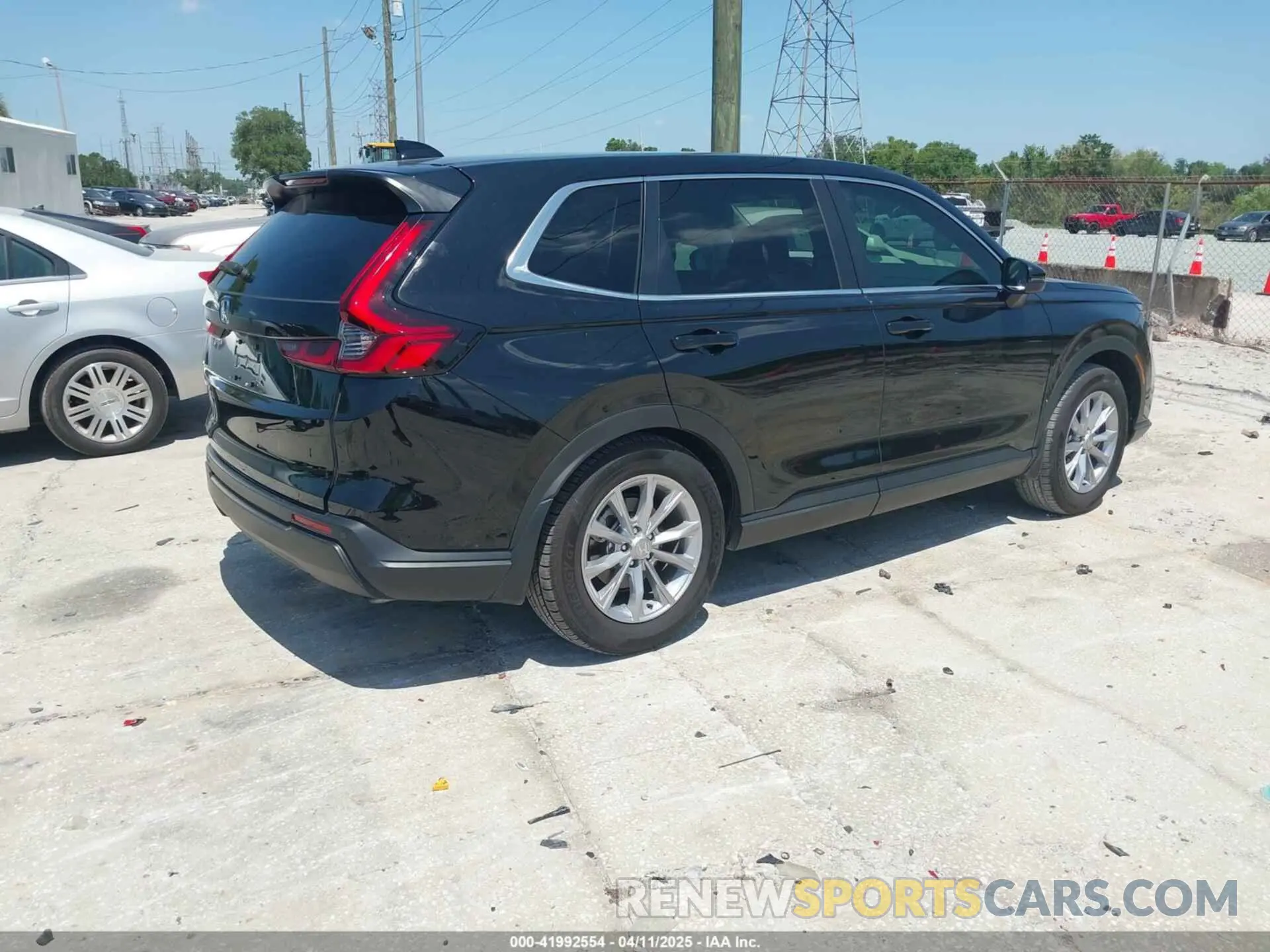 4 Фотография поврежденного автомобиля 7FARS3H74SE000239 HONDA CR-V 2025