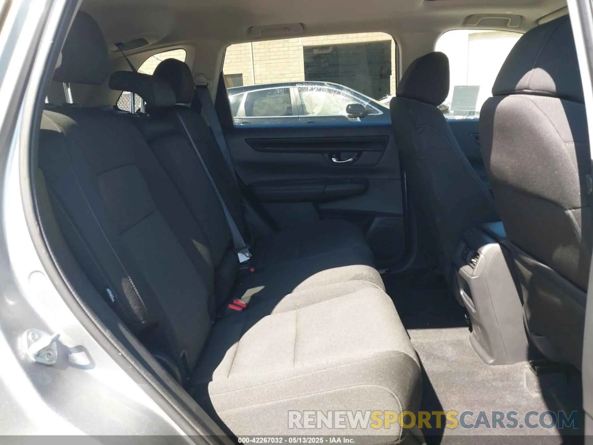 8 Фотография поврежденного автомобиля 7FARS4H47SE005964 HONDA CR-V 2025