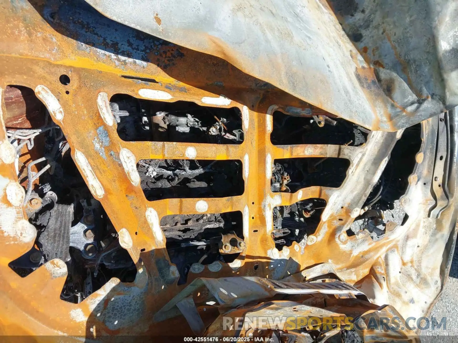 10 Photograph of a damaged car 7FARS4H48SE019792 HONDA CR-V 2025