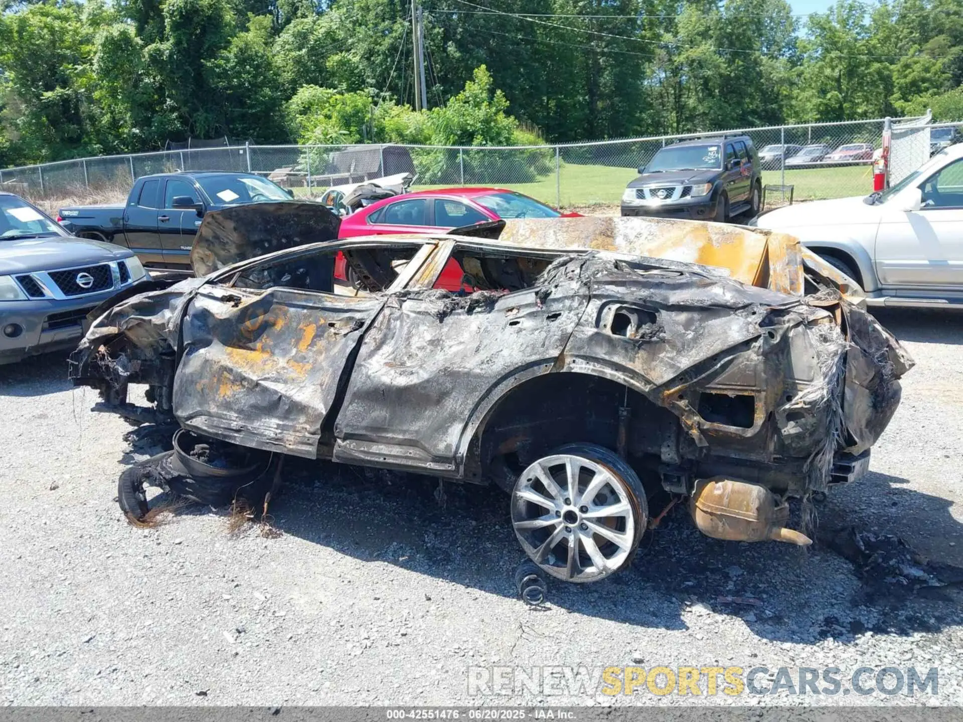 6 Photograph of a damaged car 7FARS4H48SE019792 HONDA CR-V 2025