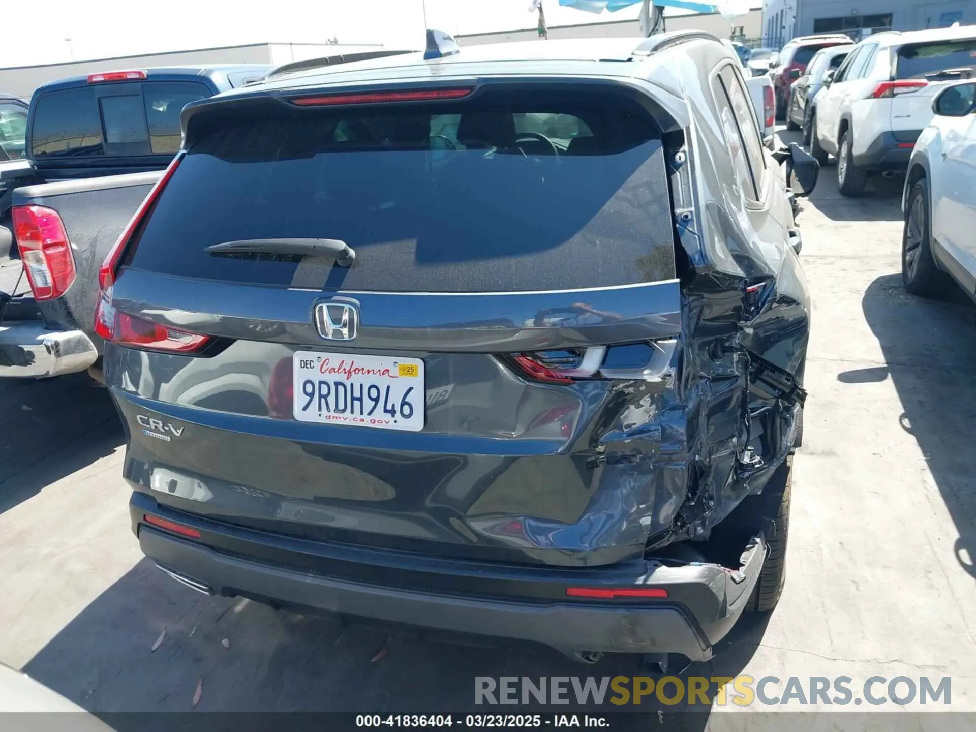 17 Photograph of a damaged car 7FARS5H54SE009825 HONDA CR-V 2025