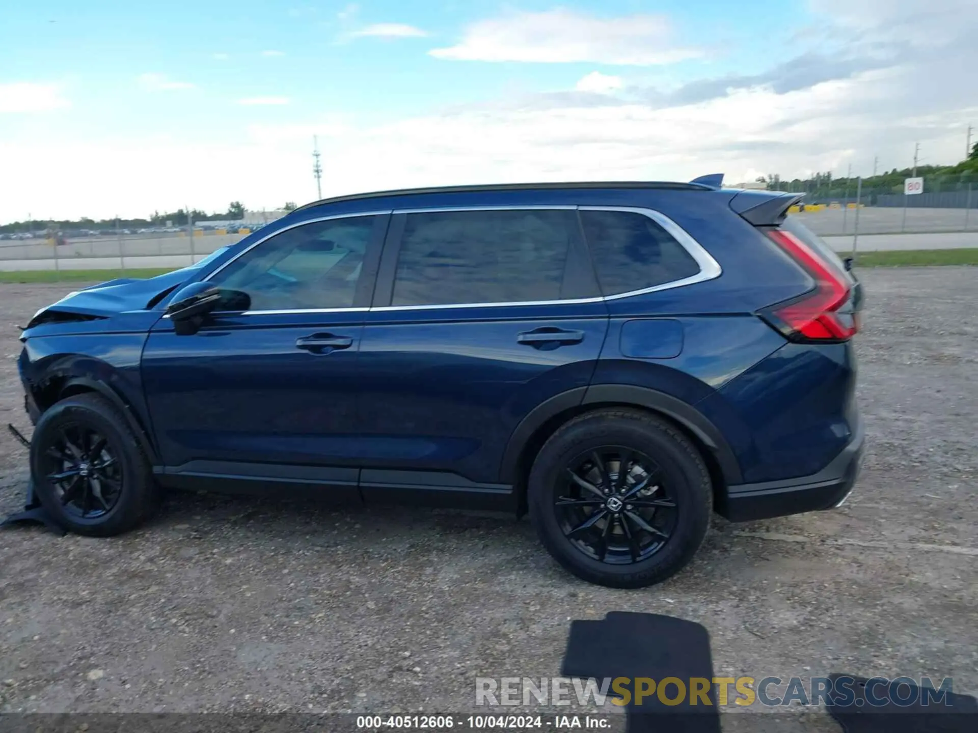 13 Photograph of a damaged car 7FARS5H83SE010717 HONDA CR-V 2025
