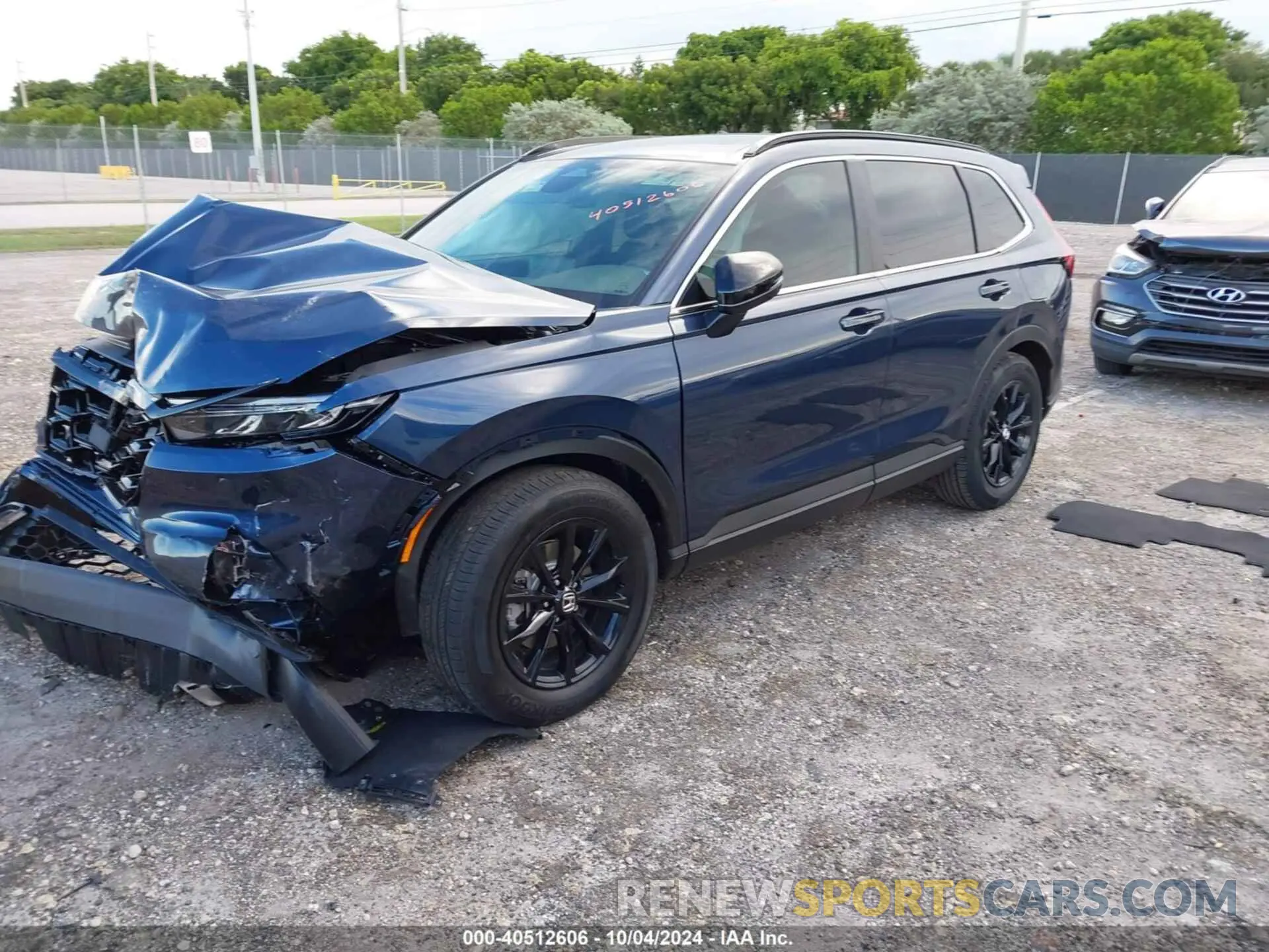 2 Photograph of a damaged car 7FARS5H83SE010717 HONDA CR-V 2025