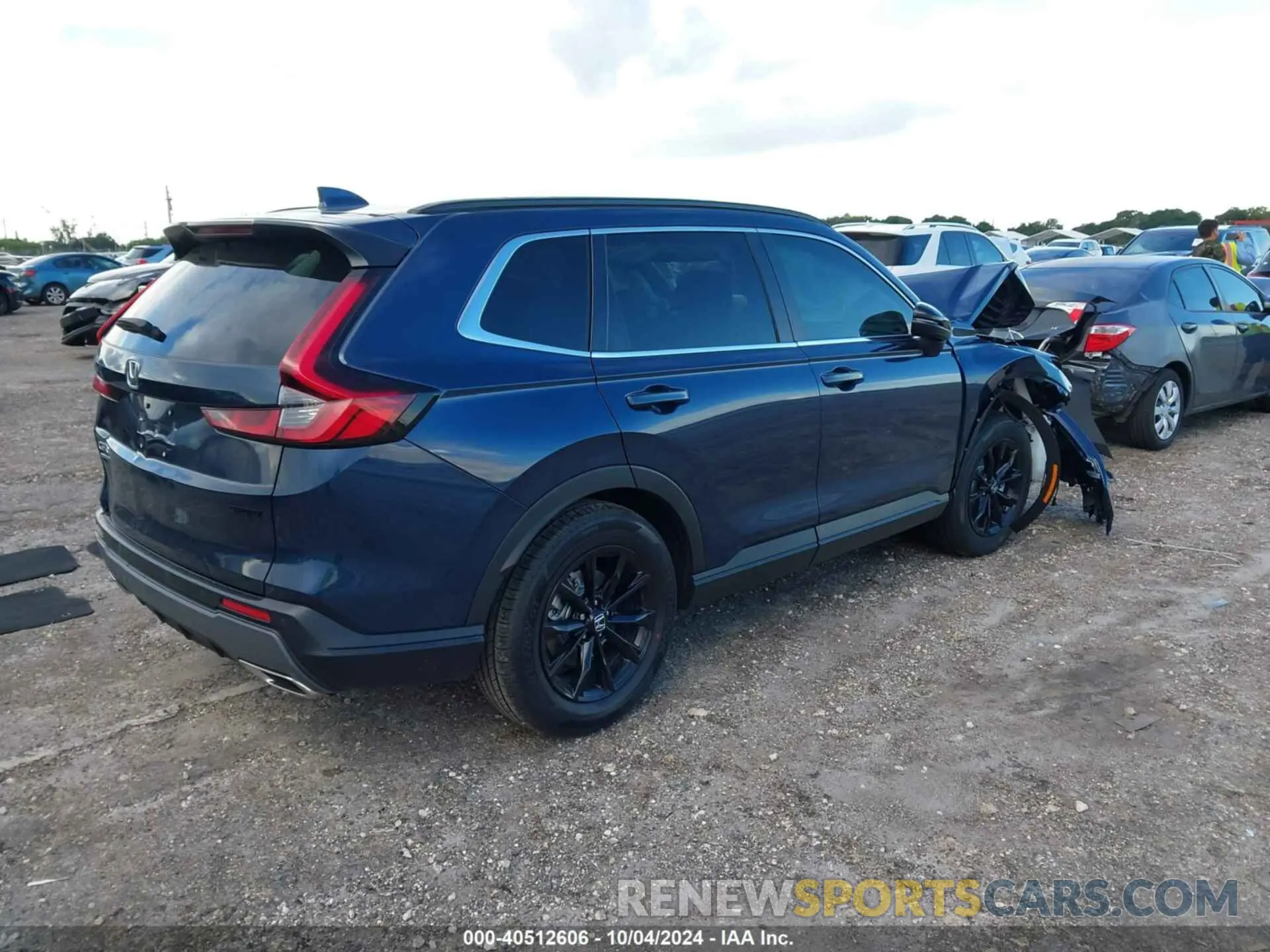 4 Photograph of a damaged car 7FARS5H83SE010717 HONDA CR-V 2025