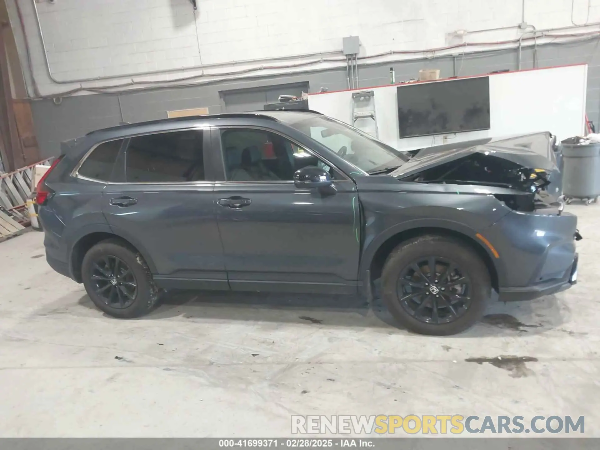 13 Фотография поврежденного автомобиля 7FARS6H87SE018812 HONDA CR-V 2025