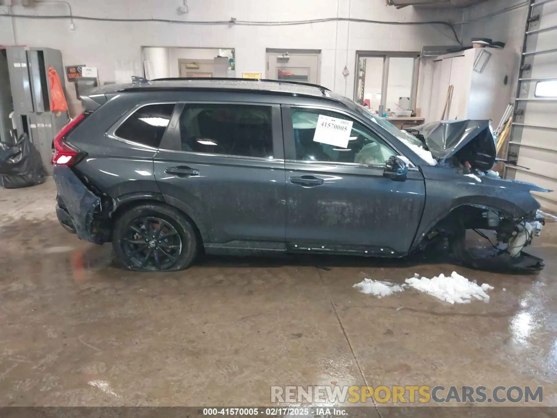 12 Фотография поврежденного автомобиля 7FARS6H89SE050869 HONDA CR-V 2025