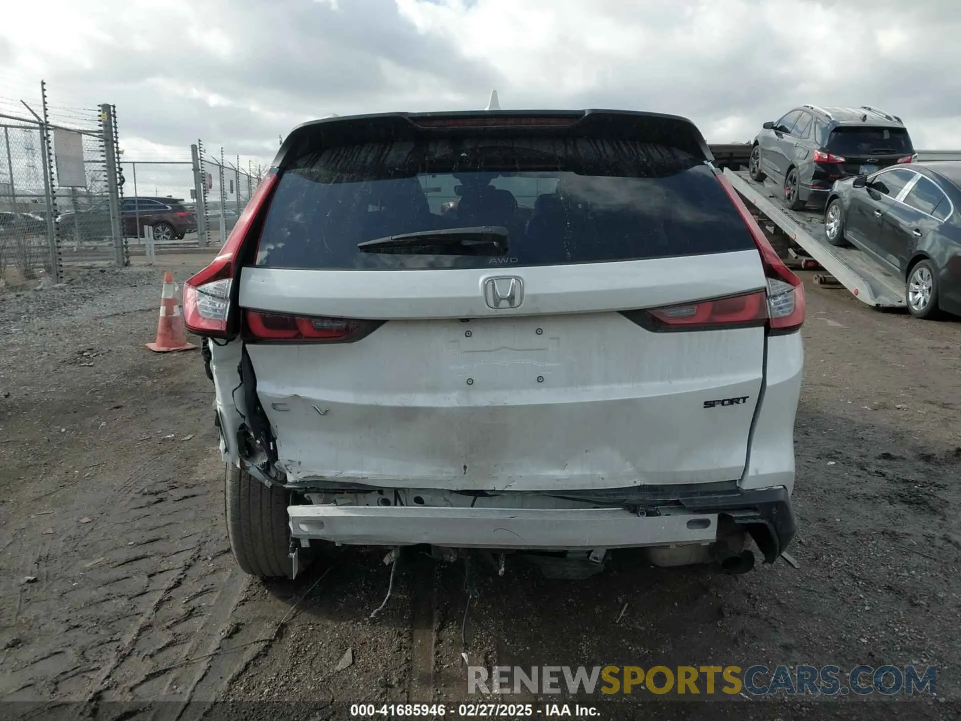 16 Photograph of a damaged car 7FARS6H8XSE032185 HONDA CR-V 2025