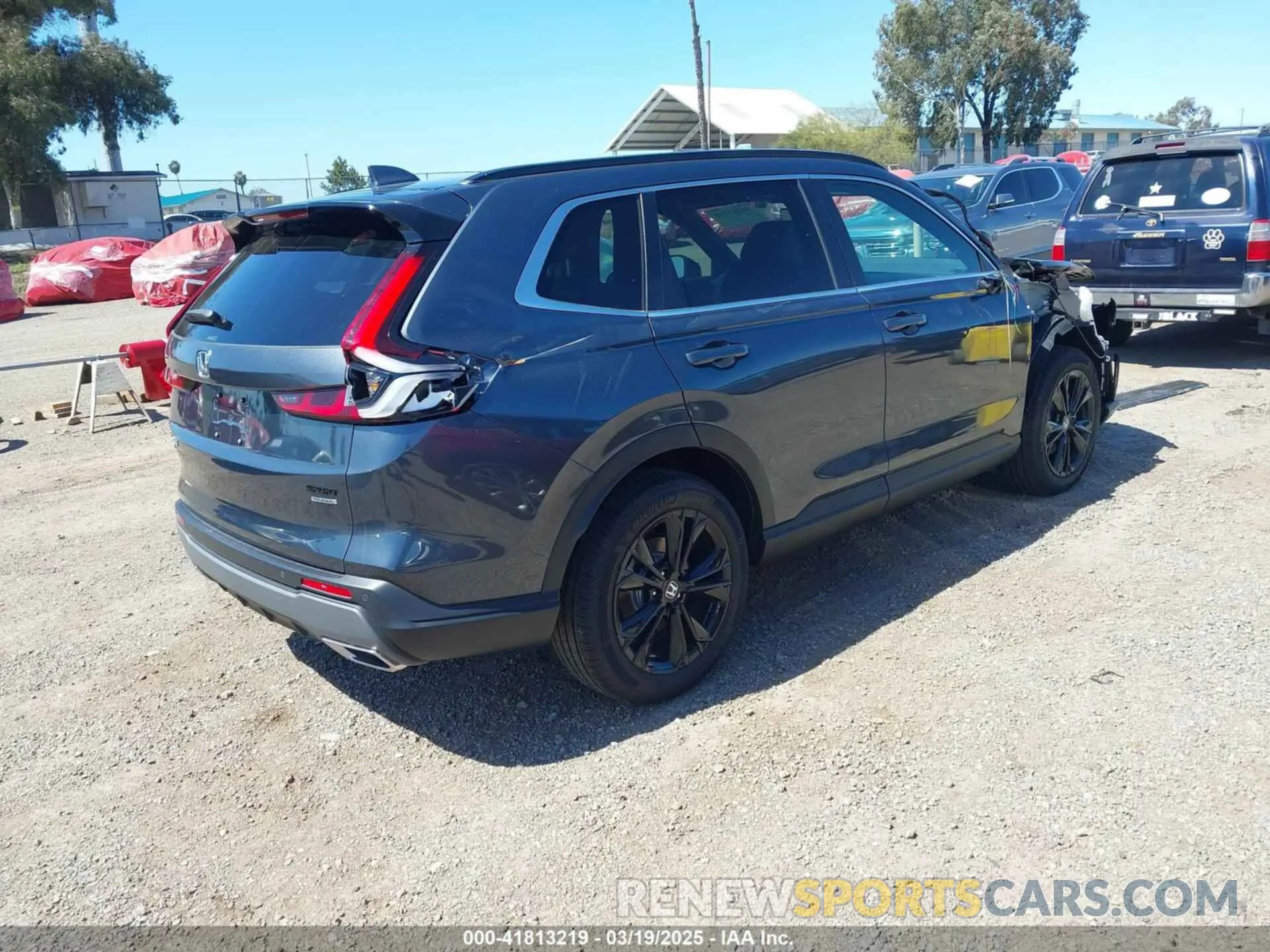 4 Фотография поврежденного автомобиля 7FARS6H90SE042846 HONDA CR-V 2025