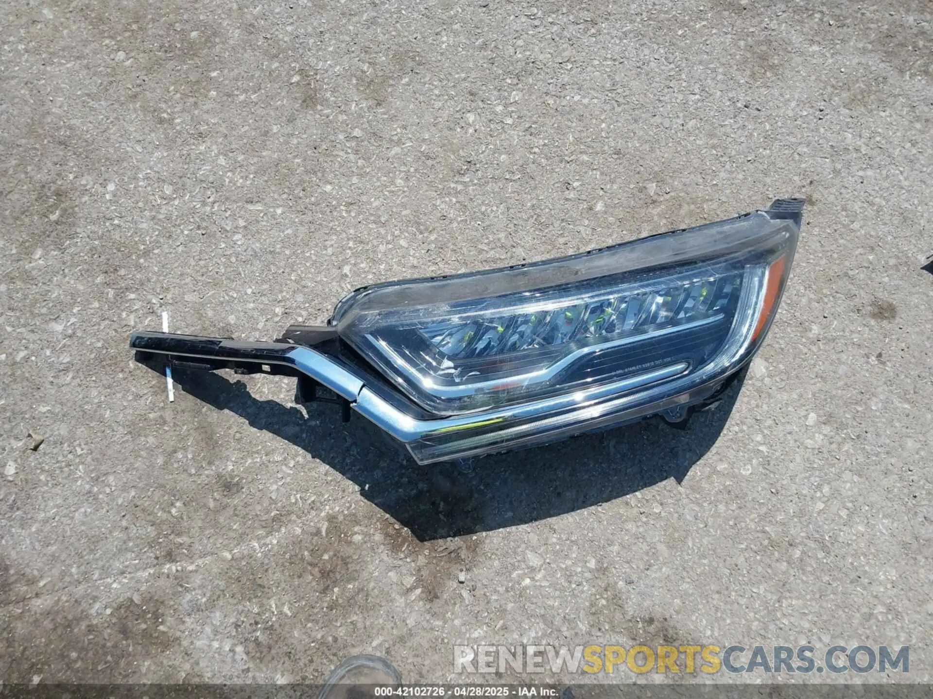 12 Photograph of a damaged car 7FART6H51LE008457 HONDA CR-V HYBRID 2020