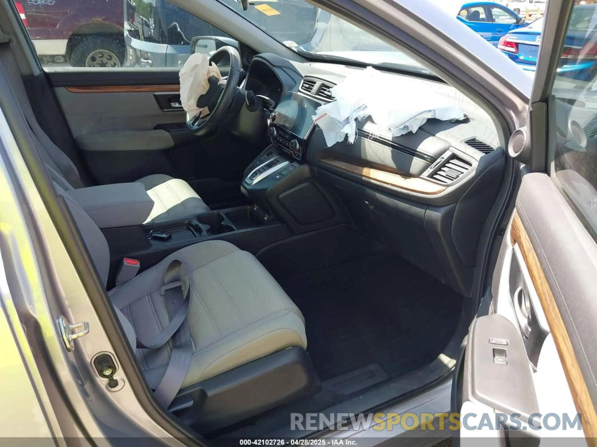 5 Photograph of a damaged car 7FART6H51LE008457 HONDA CR-V HYBRID 2020