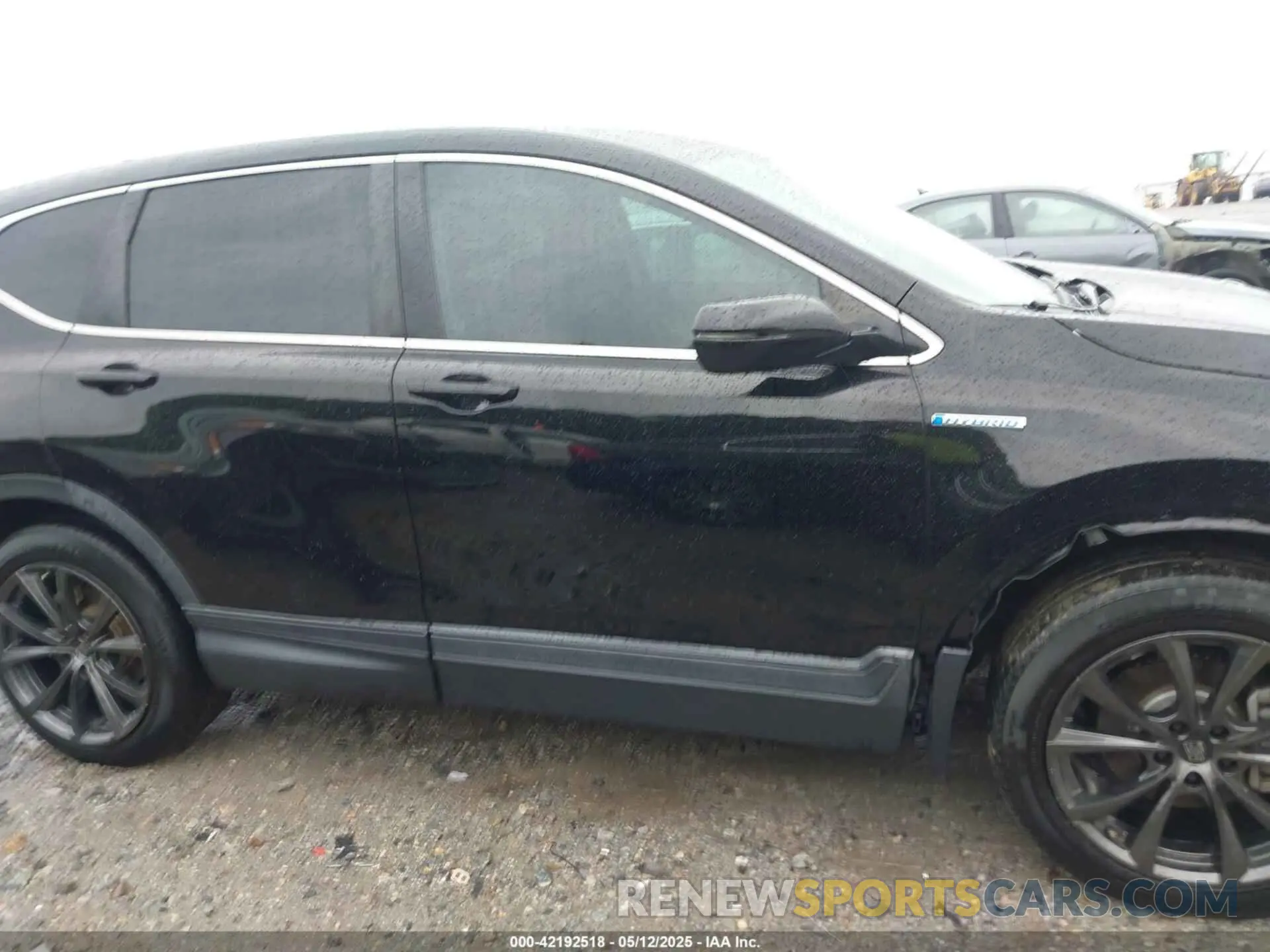 13 Photograph of a damaged car 7FART6H53LE006791 HONDA CR-V HYBRID 2020