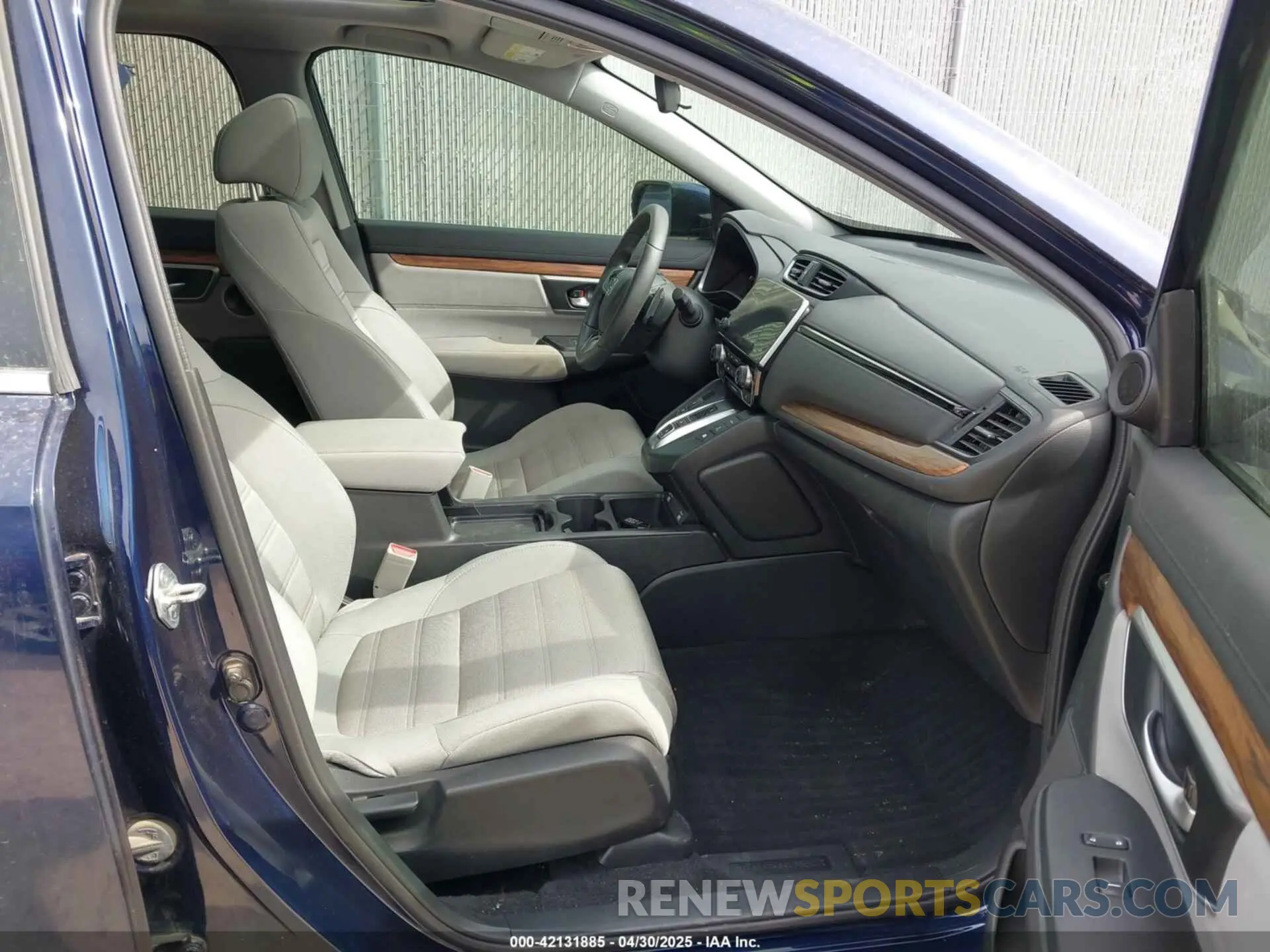 5 Photograph of a damaged car 7FART6H57LE017356 HONDA CR-V HYBRID 2020