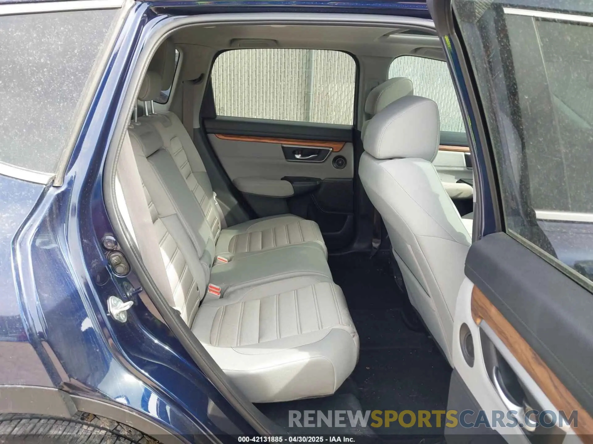 8 Photograph of a damaged car 7FART6H57LE017356 HONDA CR-V HYBRID 2020