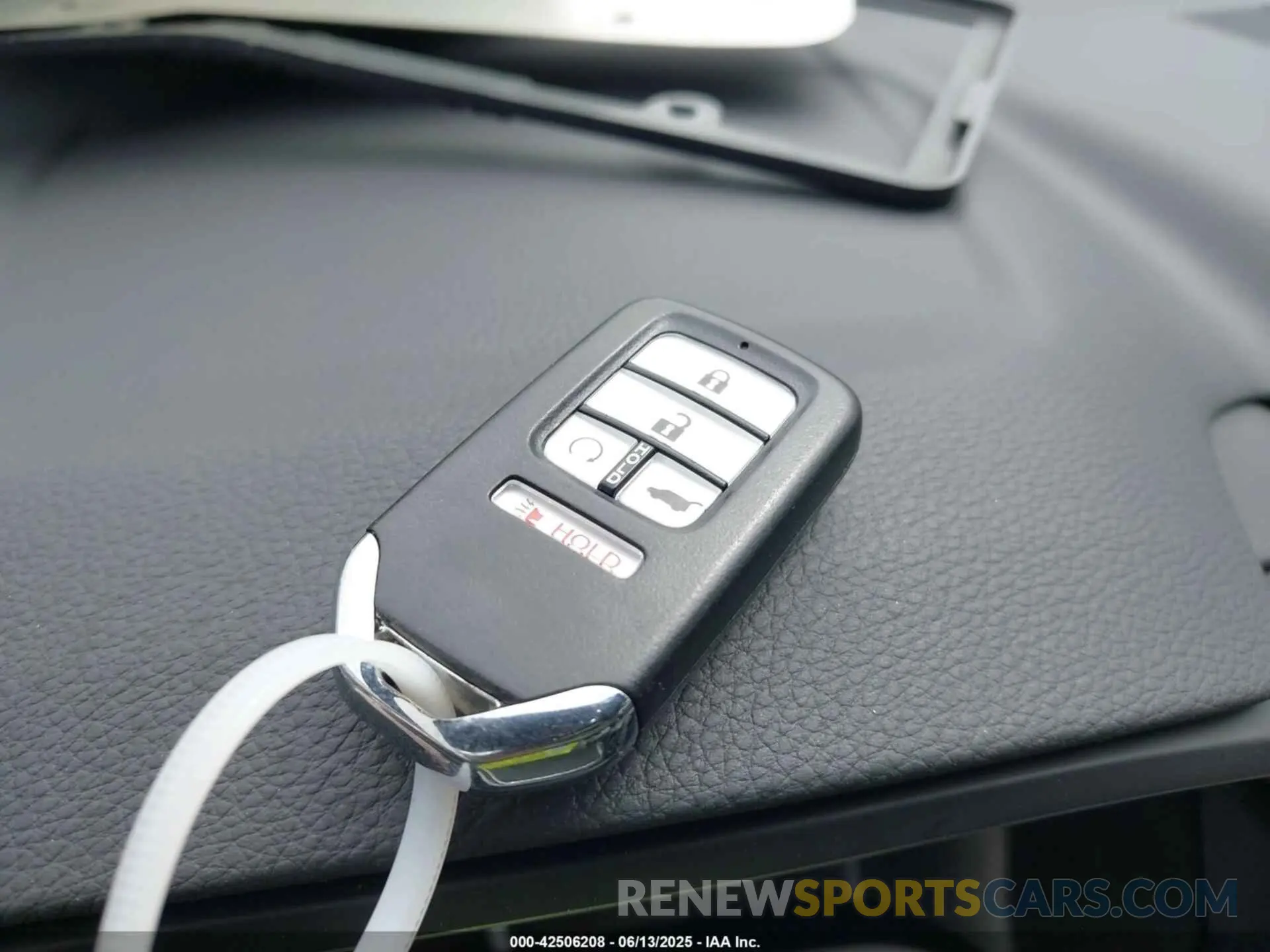11 Photograph of a damaged car 7FART6H80LE026295 HONDA CR-V HYBRID 2020