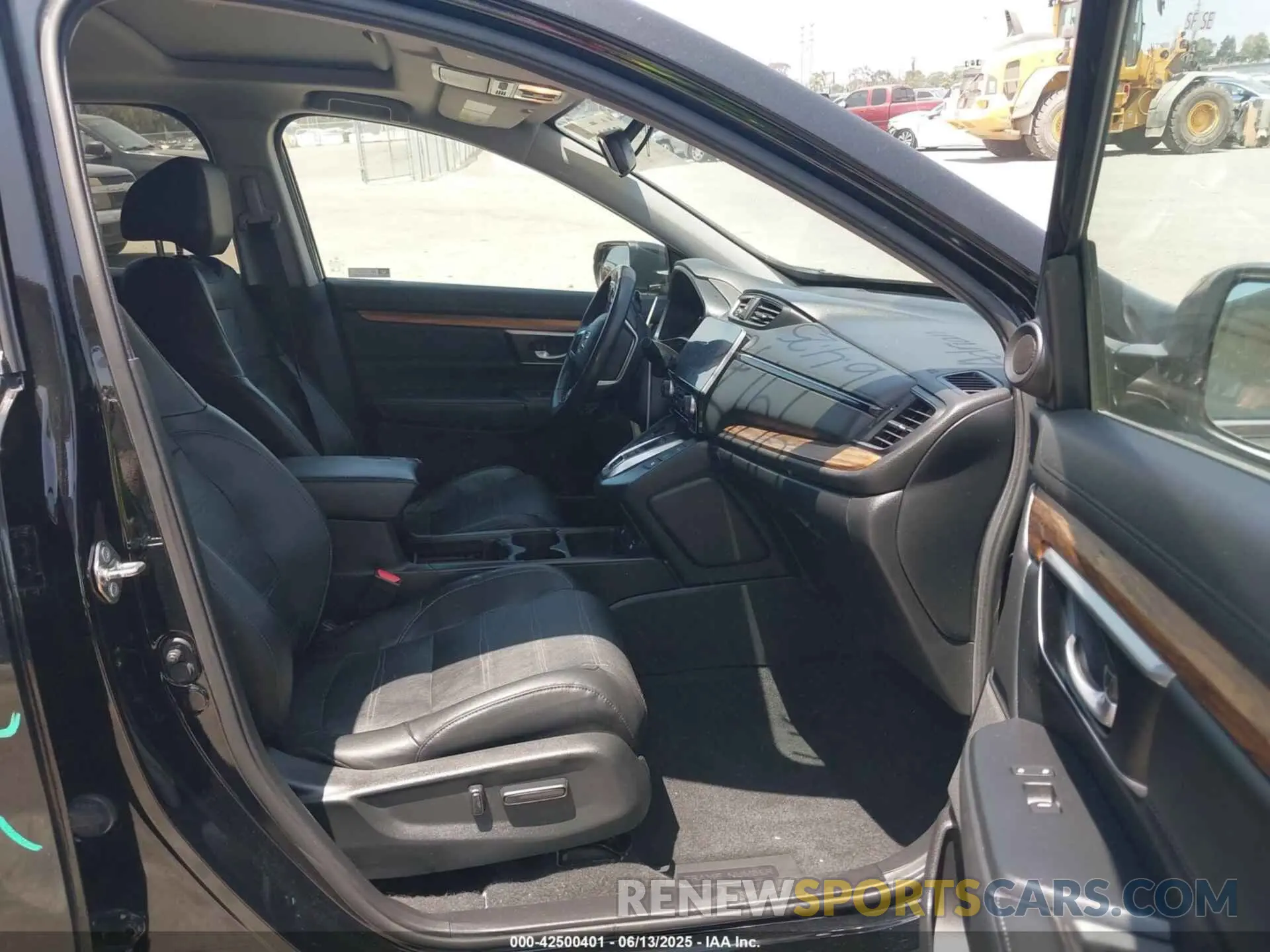 5 Photograph of a damaged car 7FART6H85LE003112 HONDA CR-V HYBRID 2020