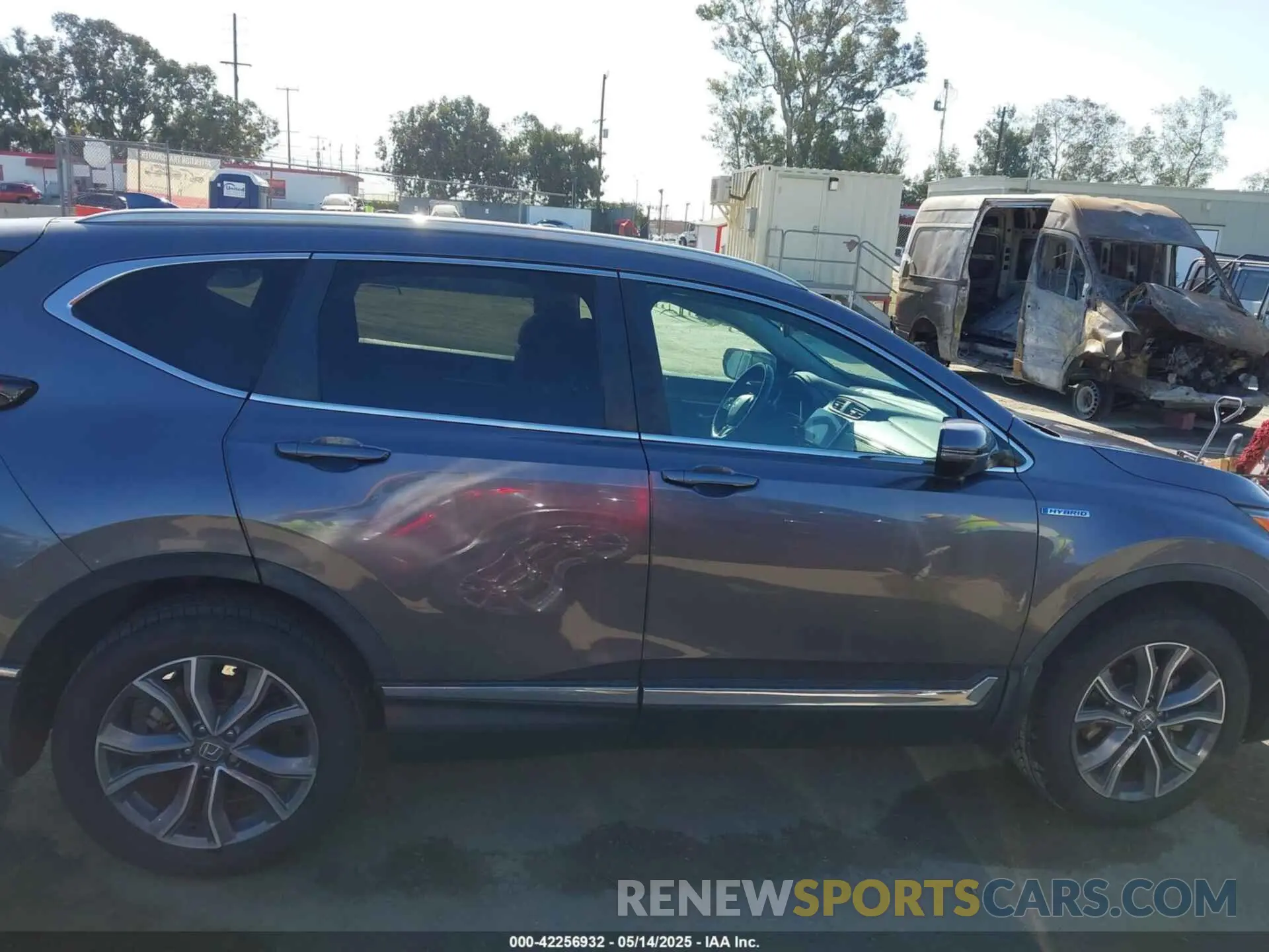 13 Фотография поврежденного автомобиля 7FART6H91LE000684 HONDA CR-V HYBRID 2020