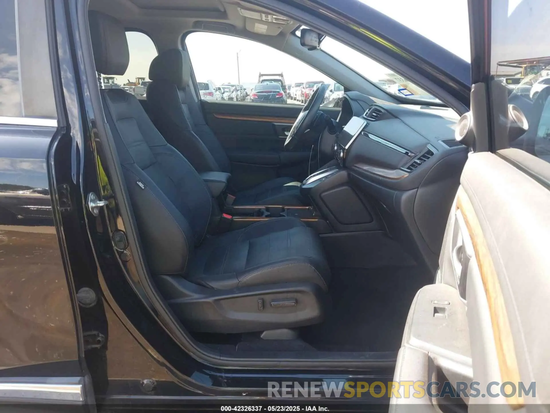 5 Photograph of a damaged car 7FART6H91LE005707 HONDA CR-V HYBRID 2020
