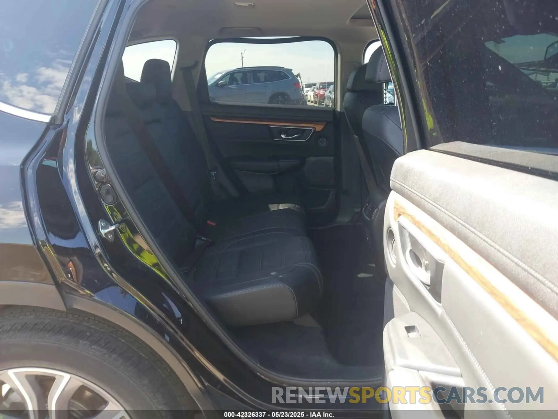 8 Photograph of a damaged car 7FART6H91LE005707 HONDA CR-V HYBRID 2020