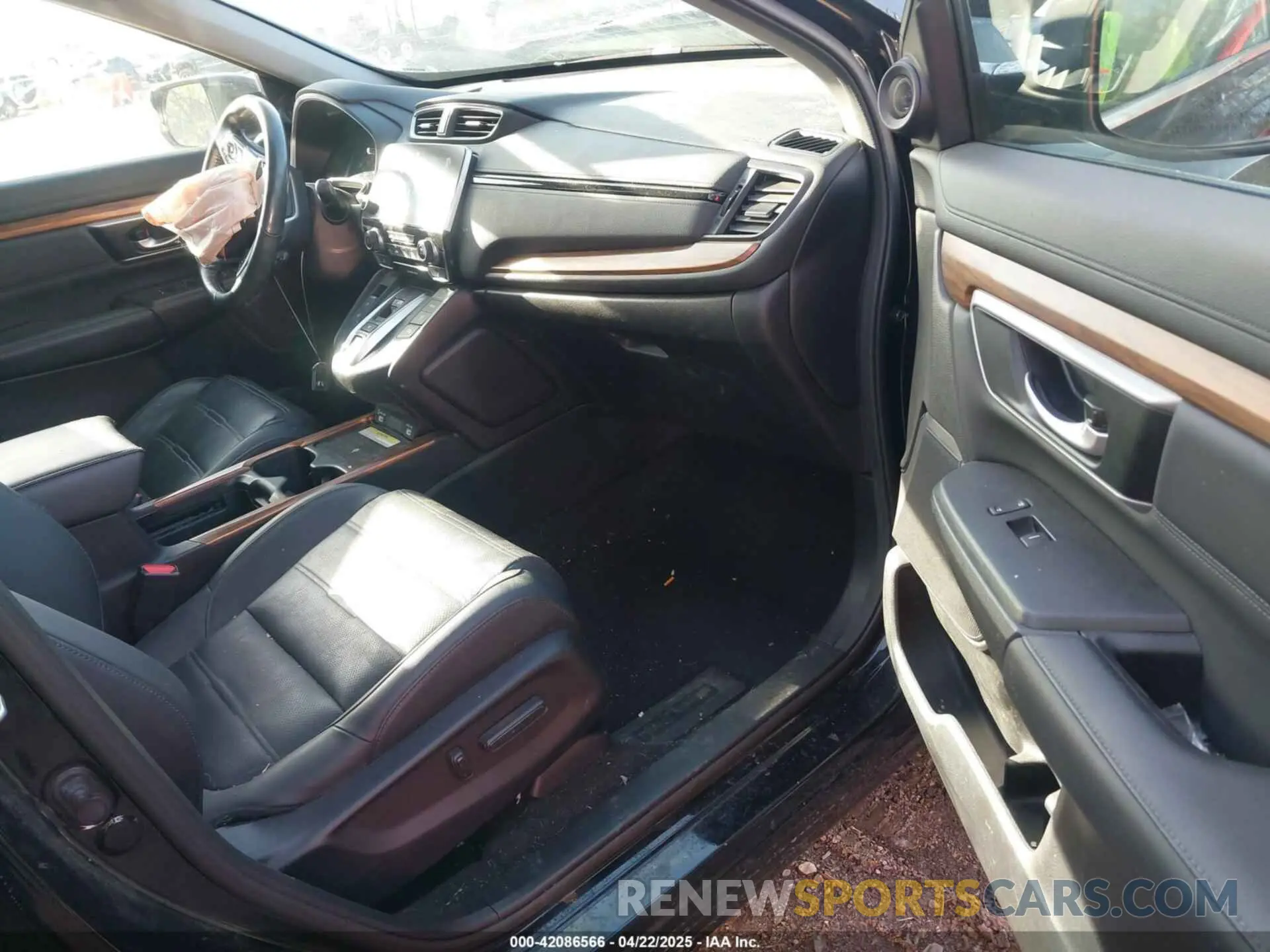 5 Фотография поврежденного автомобиля 7FART6H95LE019738 HONDA CR-V HYBRID 2020