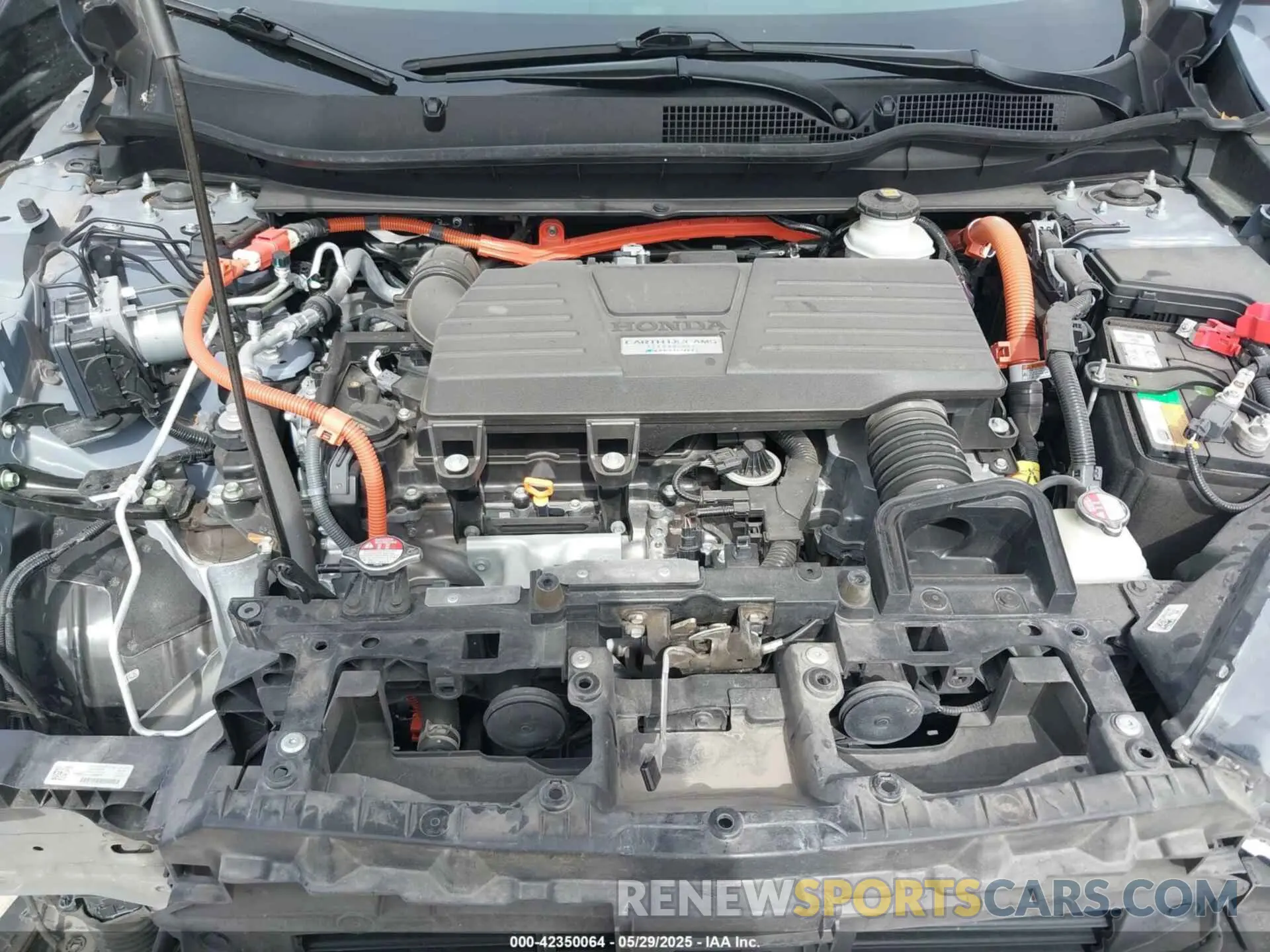10 Фотография поврежденного автомобиля 7FART6H99LE012081 HONDA CR-V HYBRID 2020