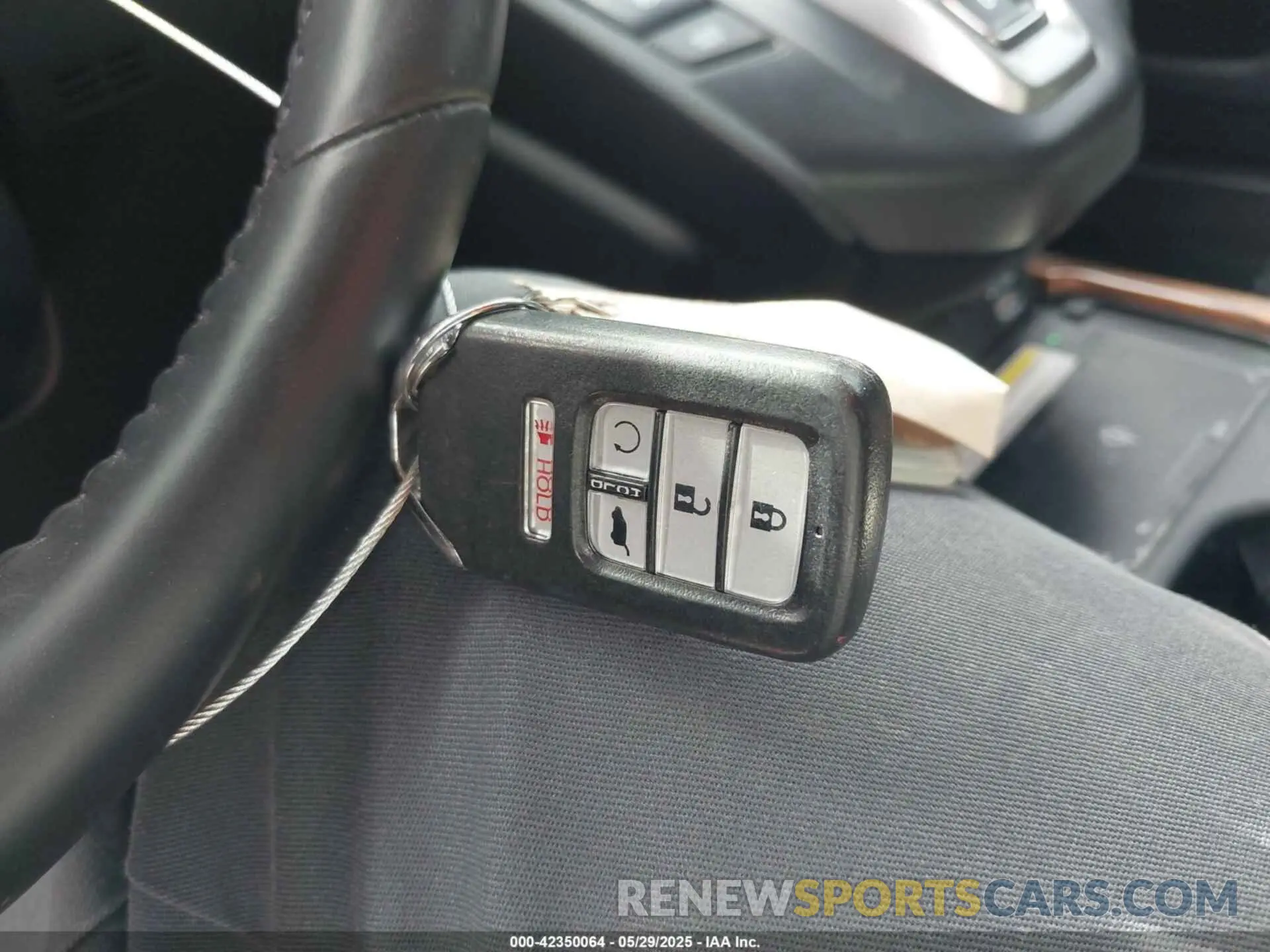 11 Фотография поврежденного автомобиля 7FART6H99LE012081 HONDA CR-V HYBRID 2020