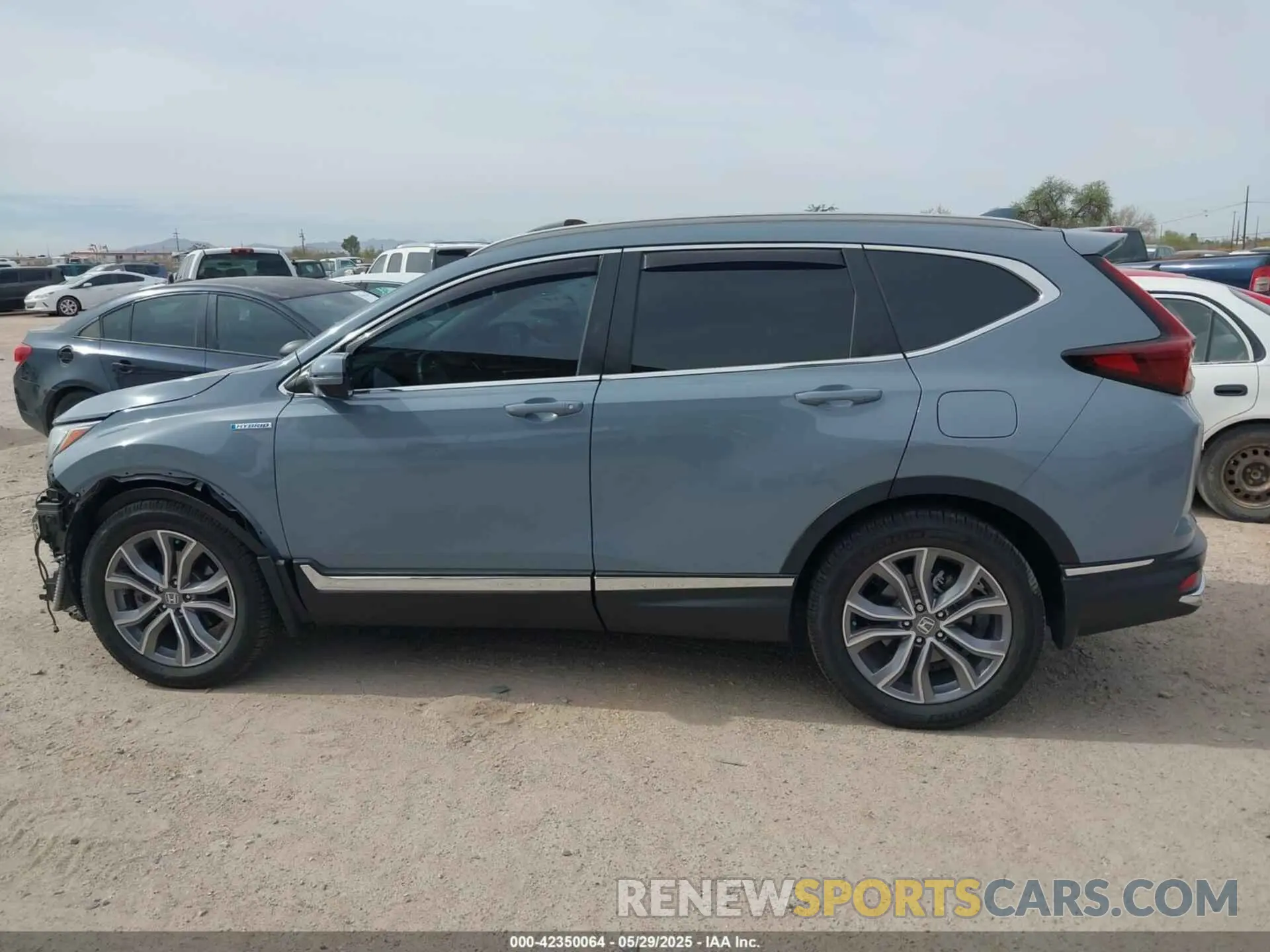 15 Фотография поврежденного автомобиля 7FART6H99LE012081 HONDA CR-V HYBRID 2020