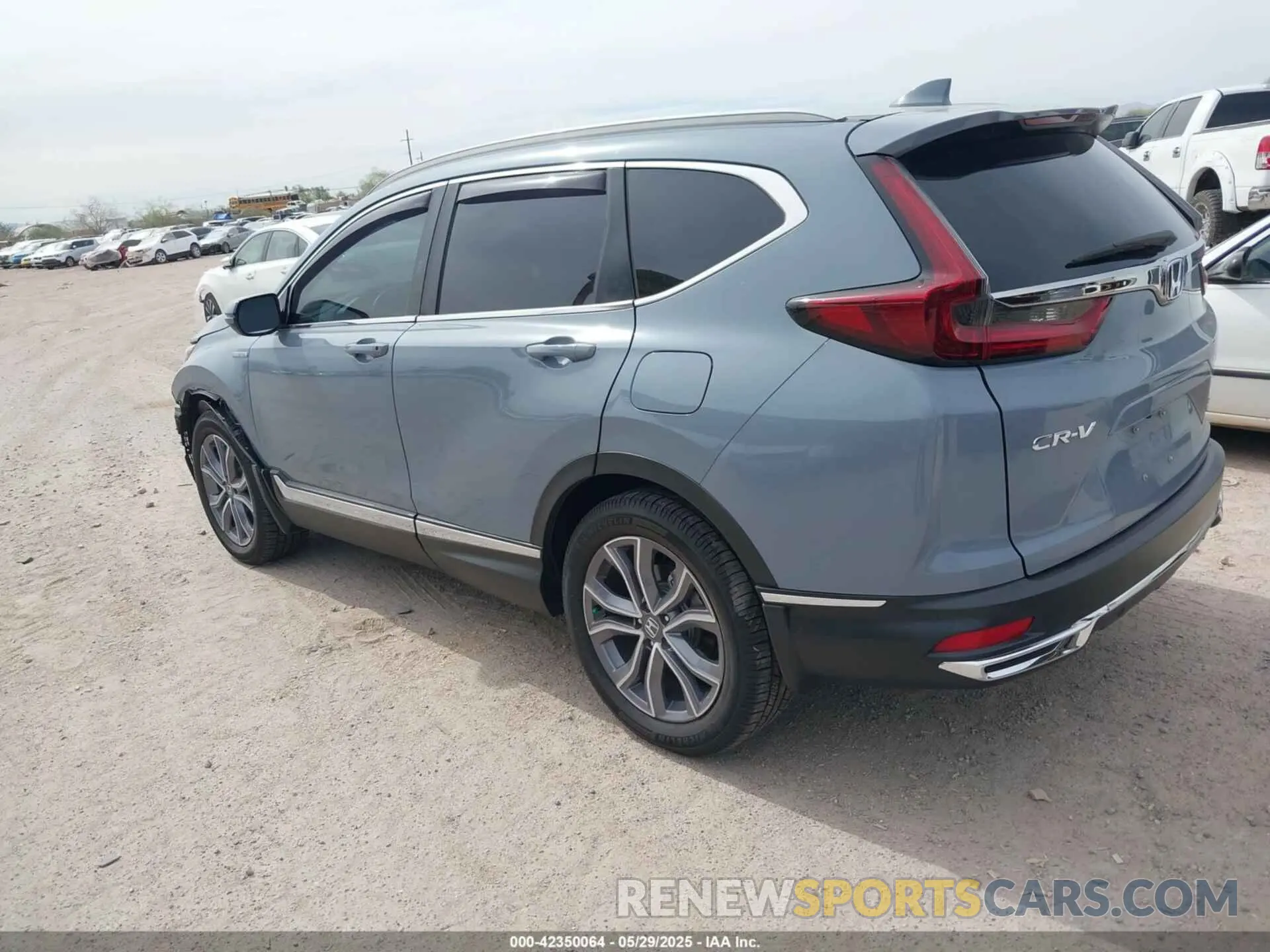 3 Фотография поврежденного автомобиля 7FART6H99LE012081 HONDA CR-V HYBRID 2020