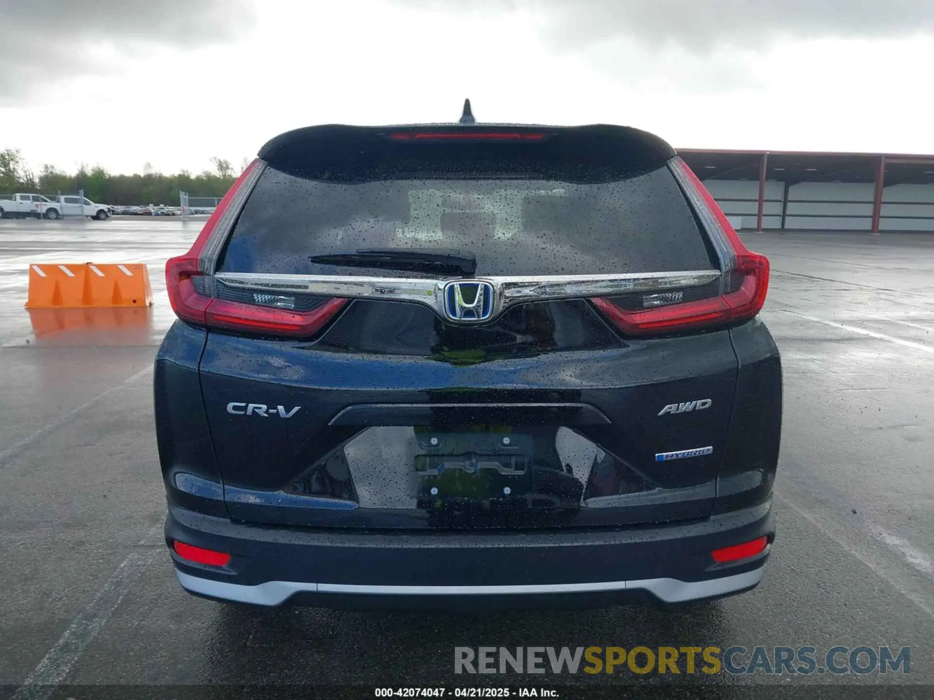 17 Photograph of a damaged car 7FART6H82ME027336 HONDA CR-V HYBRID 2021