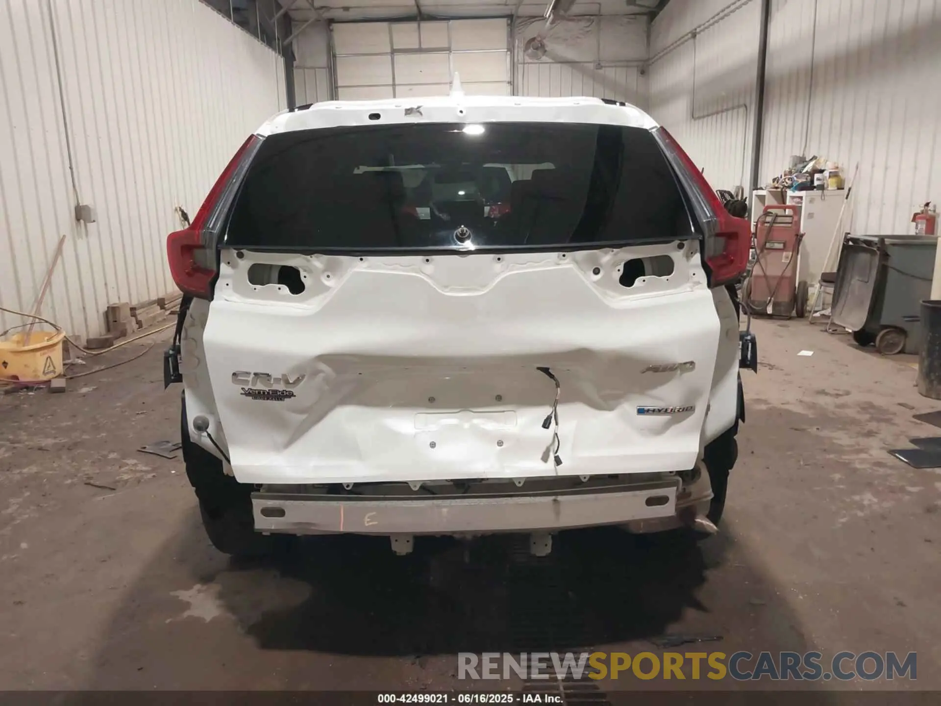 17 Фотография поврежденного автомобиля 5J6RT6H57NL004886 HONDA CR-V HYBRID 2022