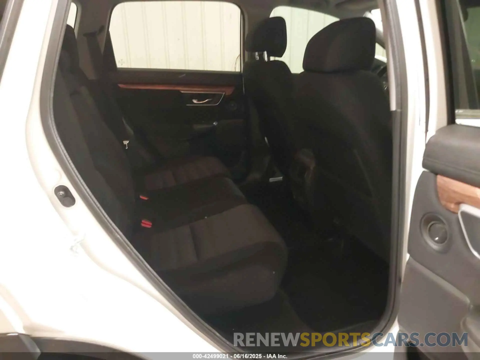 8 Фотография поврежденного автомобиля 5J6RT6H57NL004886 HONDA CR-V HYBRID 2022