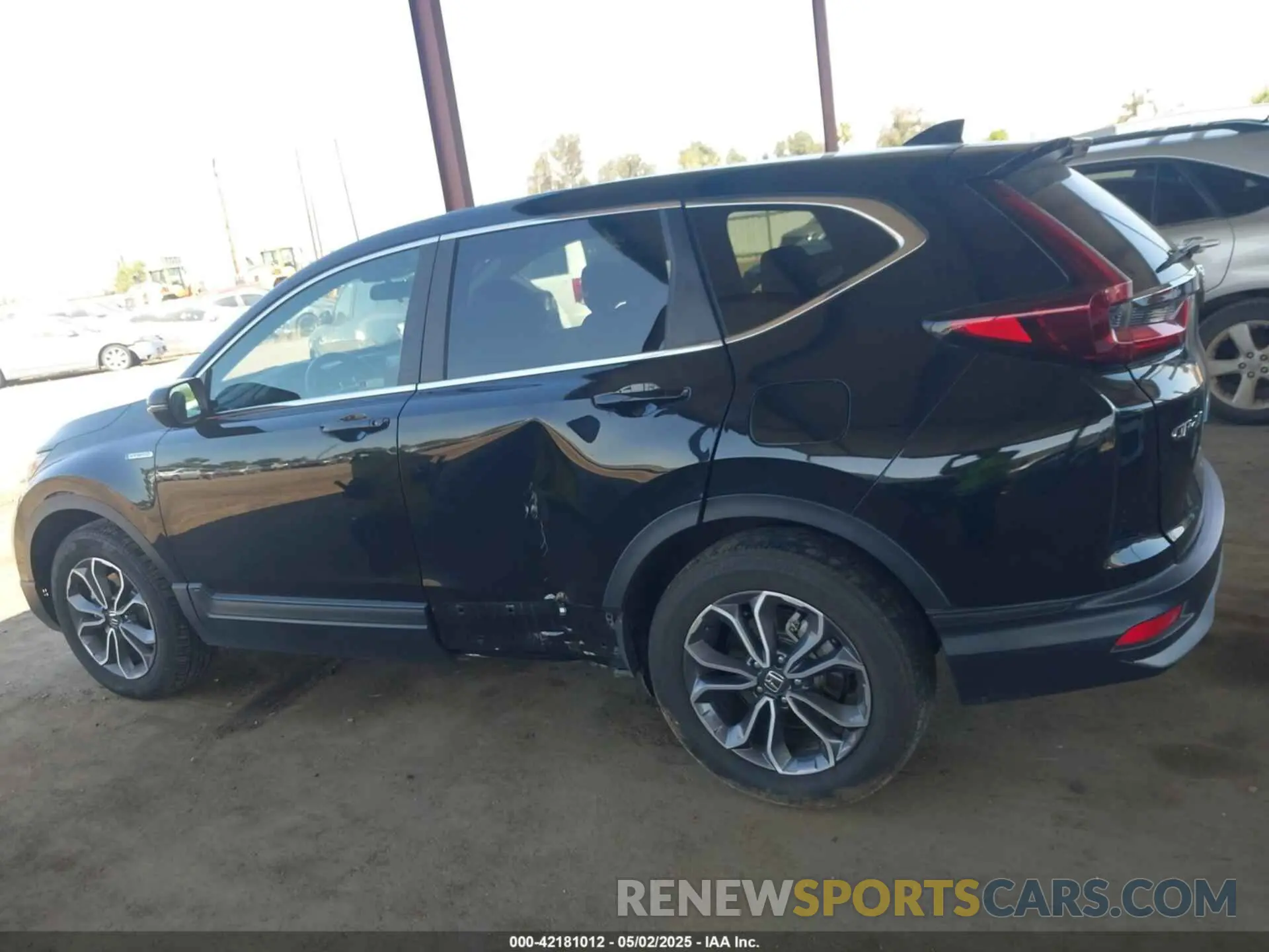 15 Photograph of a damaged car 5J6RT6H59NL037954 HONDA CR-V HYBRID 2022