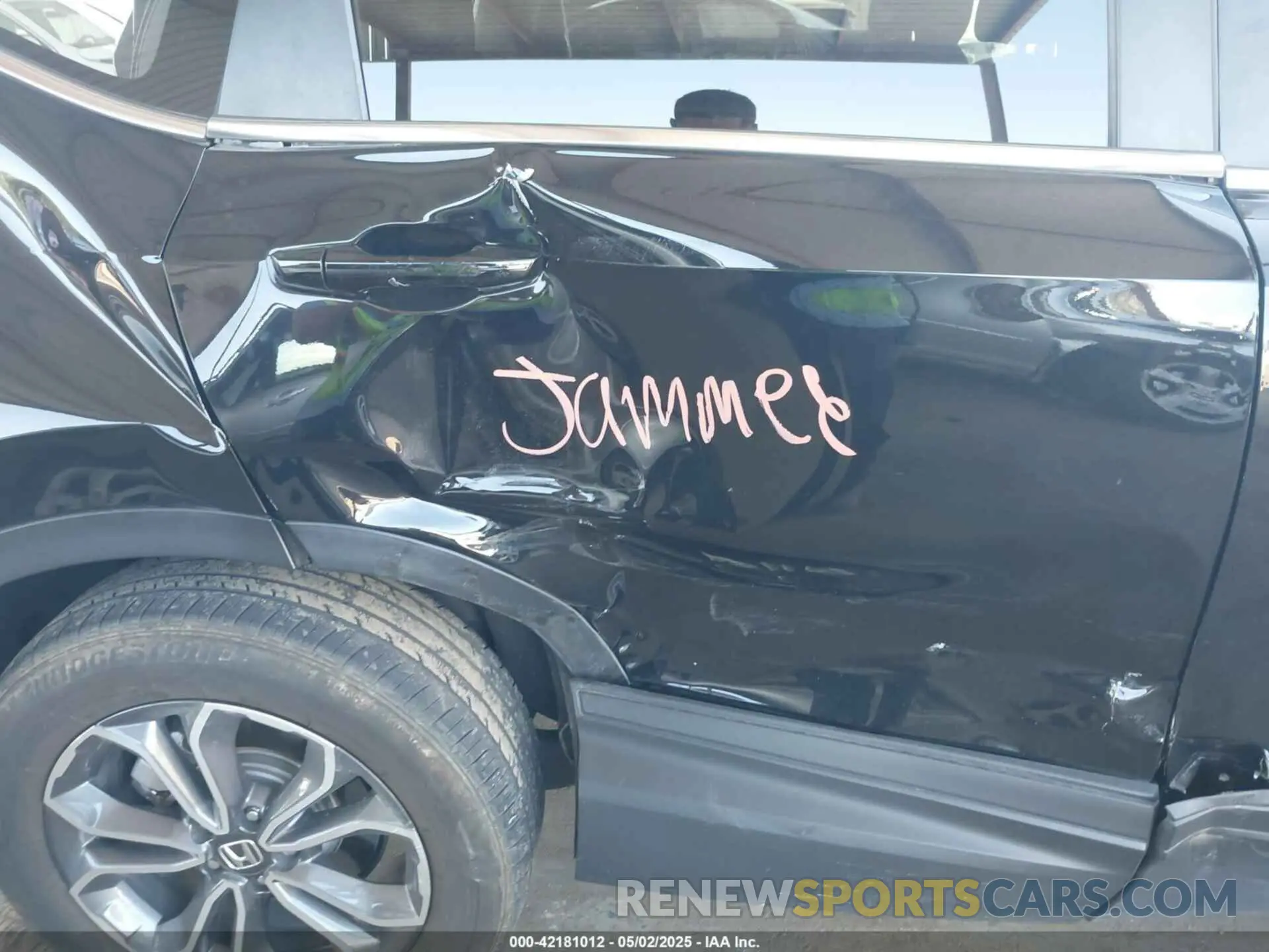 6 Photograph of a damaged car 5J6RT6H59NL037954 HONDA CR-V HYBRID 2022