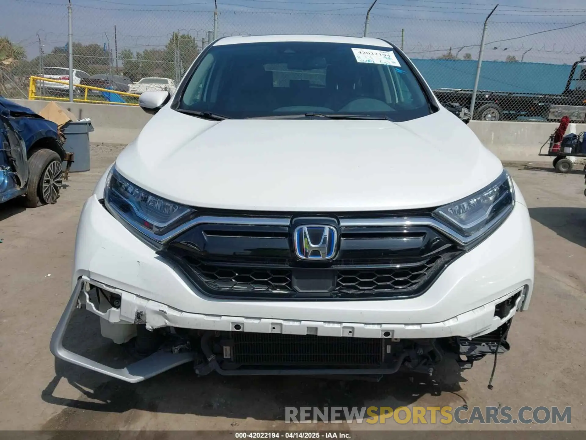 12 Photograph of a damaged car 5J6RT6H81NL027736 HONDA CR-V HYBRID 2022