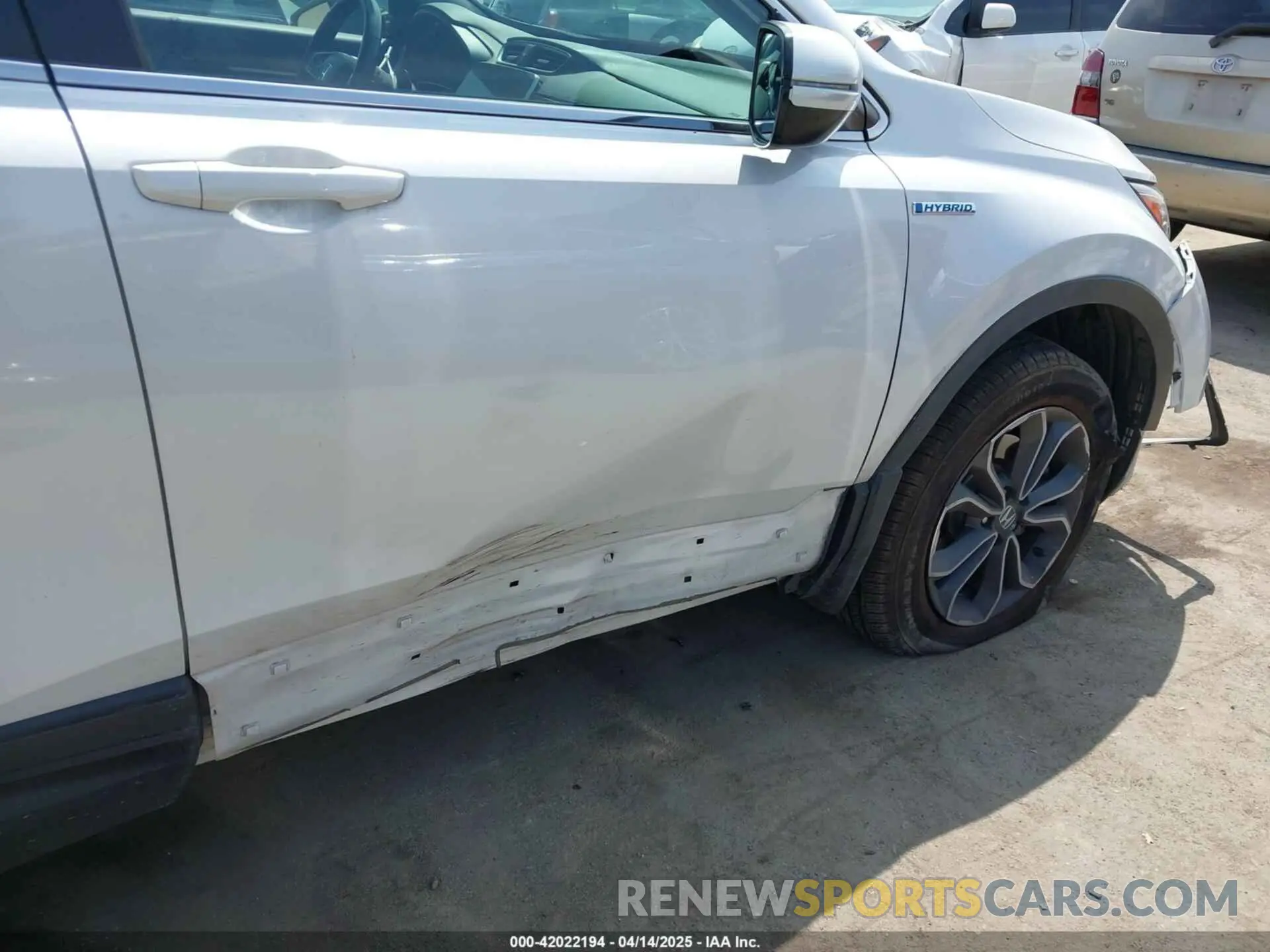 20 Photograph of a damaged car 5J6RT6H81NL027736 HONDA CR-V HYBRID 2022