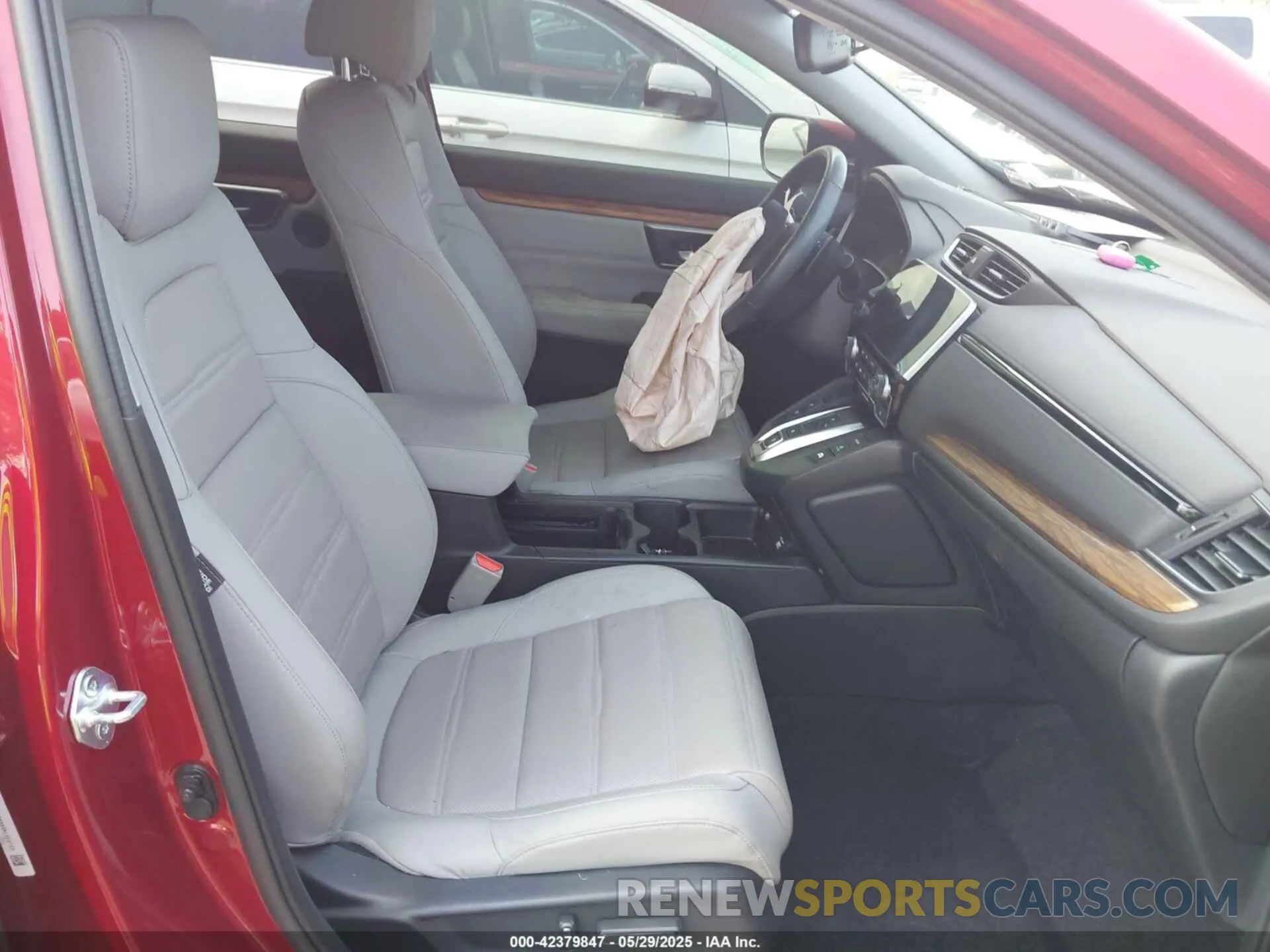 5 Photograph of a damaged car 5J6RT6H88NL050723 HONDA CR-V HYBRID 2022