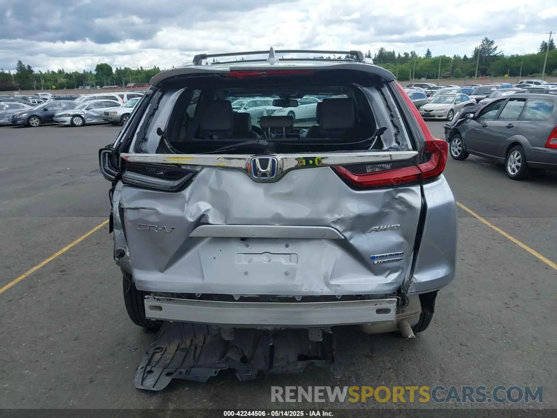 18 Photograph of a damaged car 5J6RT6H92NL000926 HONDA CR-V HYBRID 2022