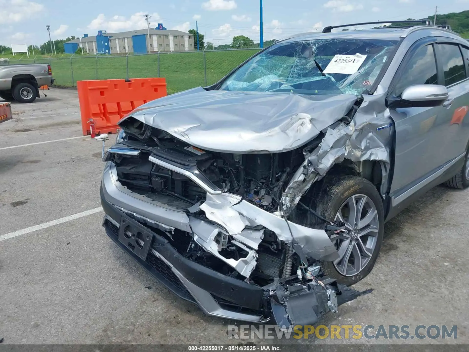 6 Photograph of a damaged car 5J6RT6H94NL002967 HONDA CR-V HYBRID 2022