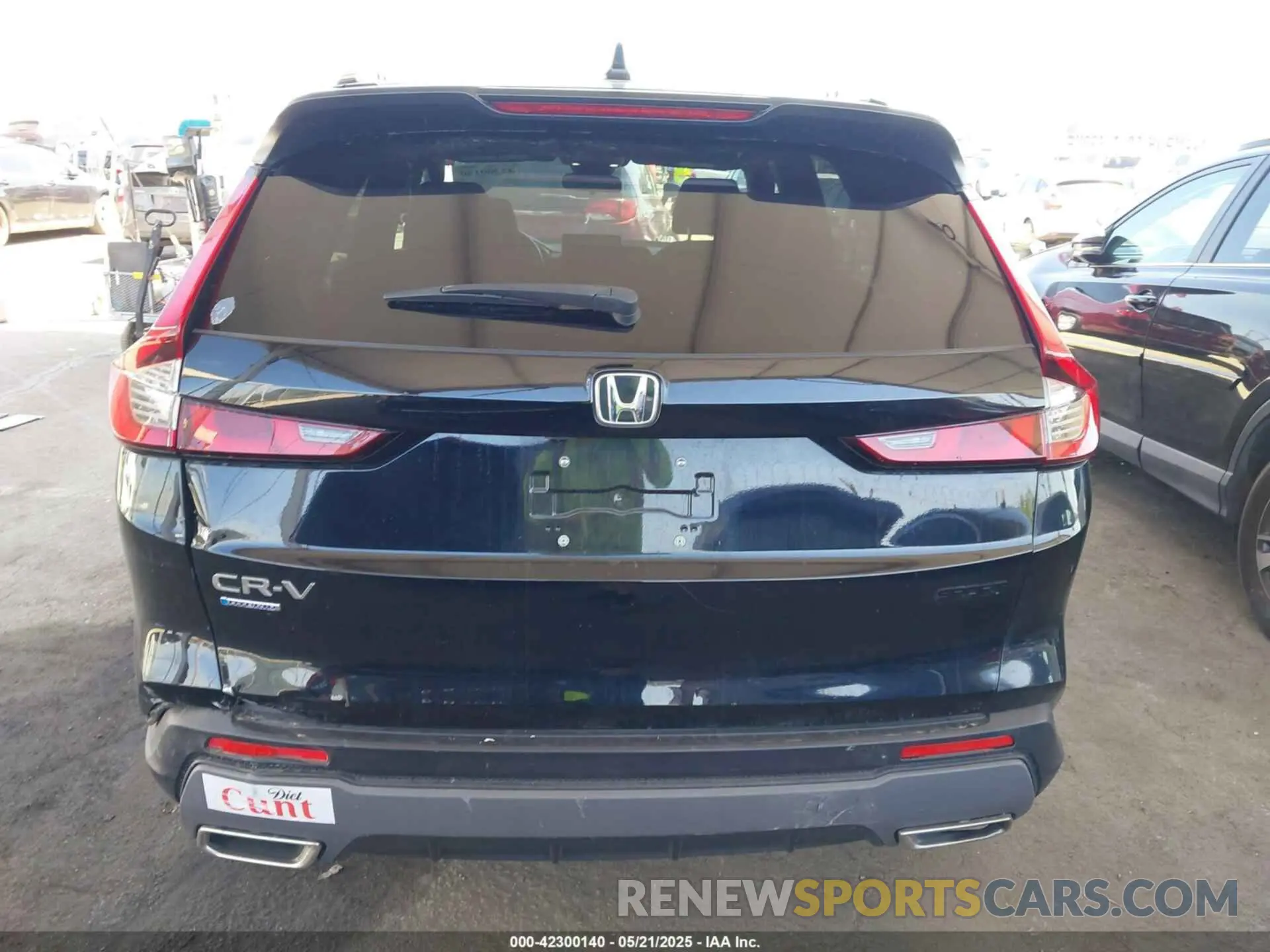 16 Photograph of a damaged car 2HKRS5H56PH714338 HONDA CR-V HYBRID 2023