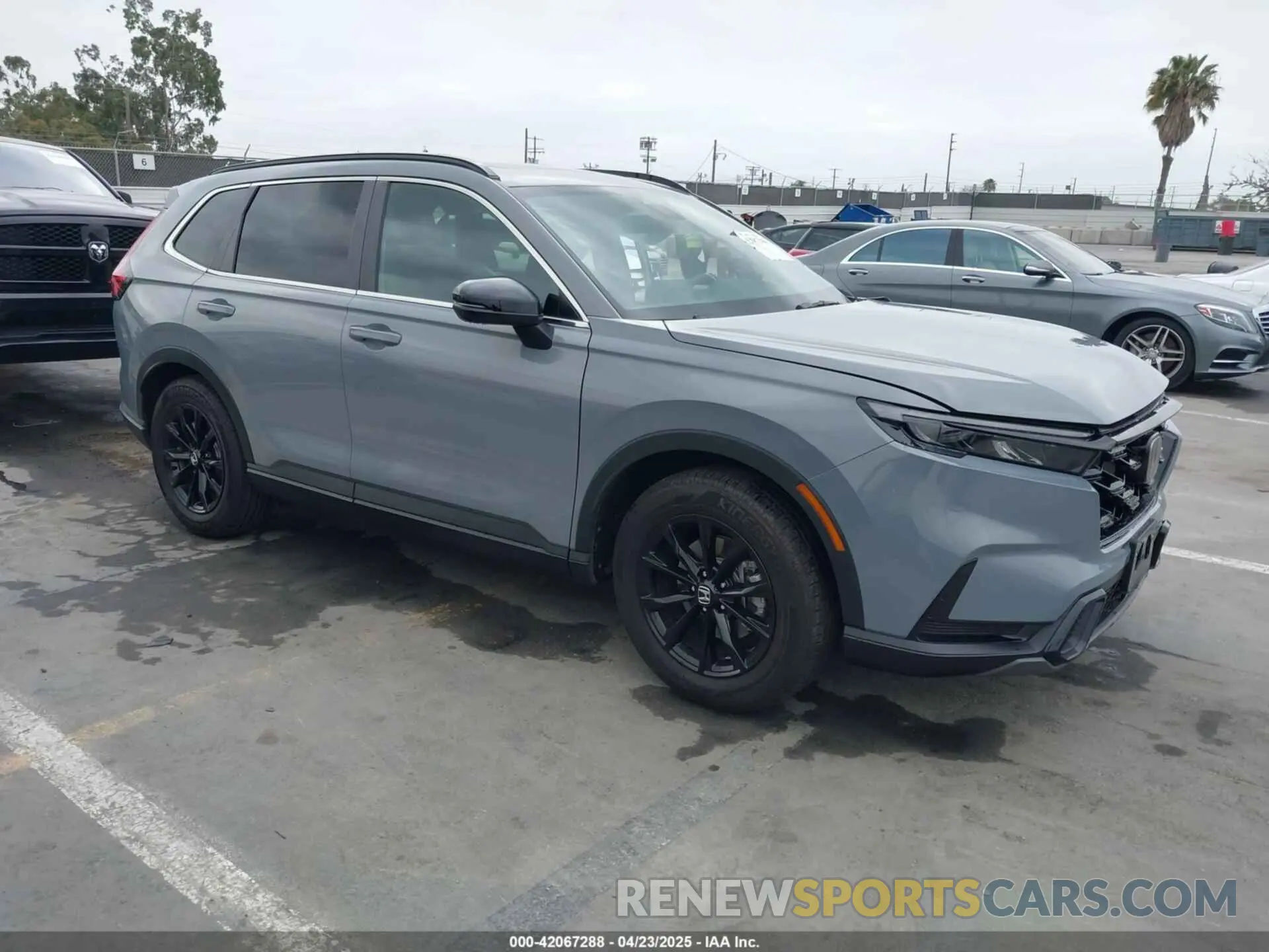 1 Photograph of a damaged car 2HKRS5H57PH703574 HONDA CR-V HYBRID 2023